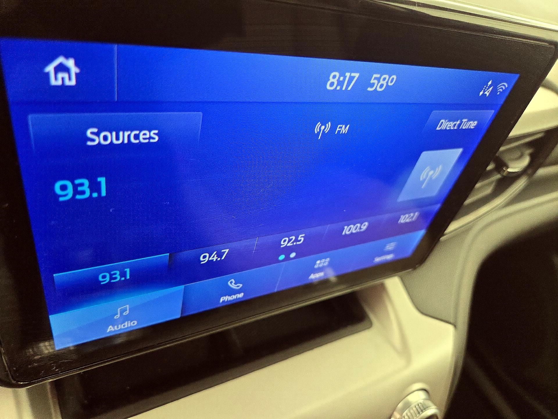 Thumbnail: 2022 Ford Explorer - 15