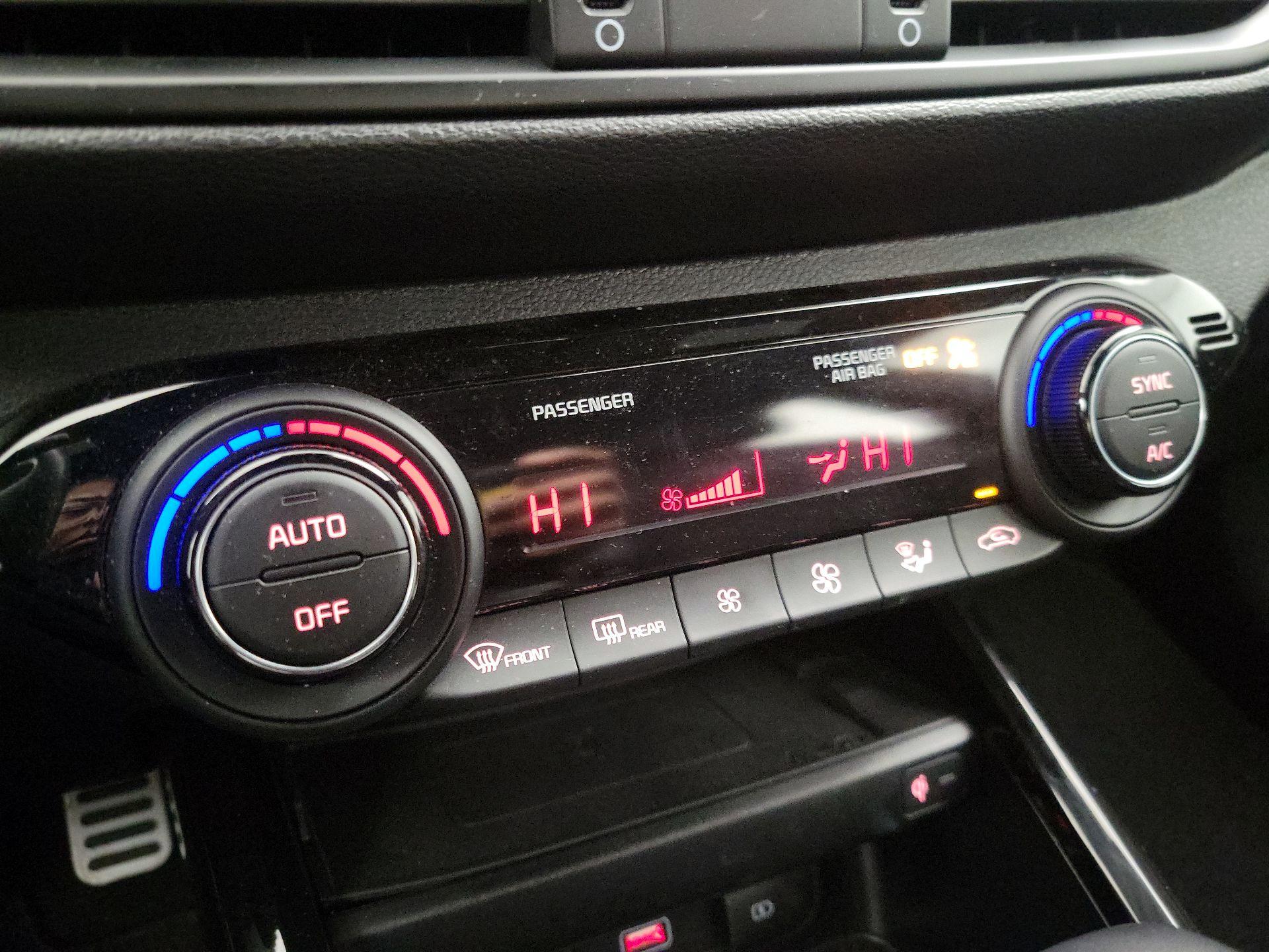 Thumbnail: 2023 Kia Forte - 17