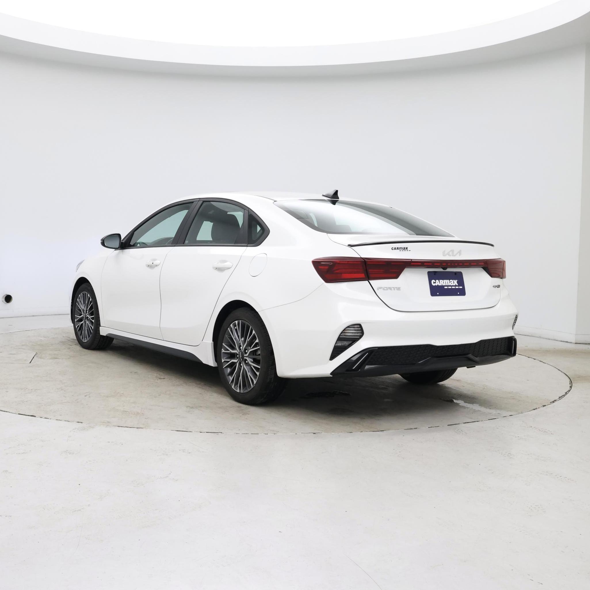 Thumbnail: 2023 Kia Forte - 2