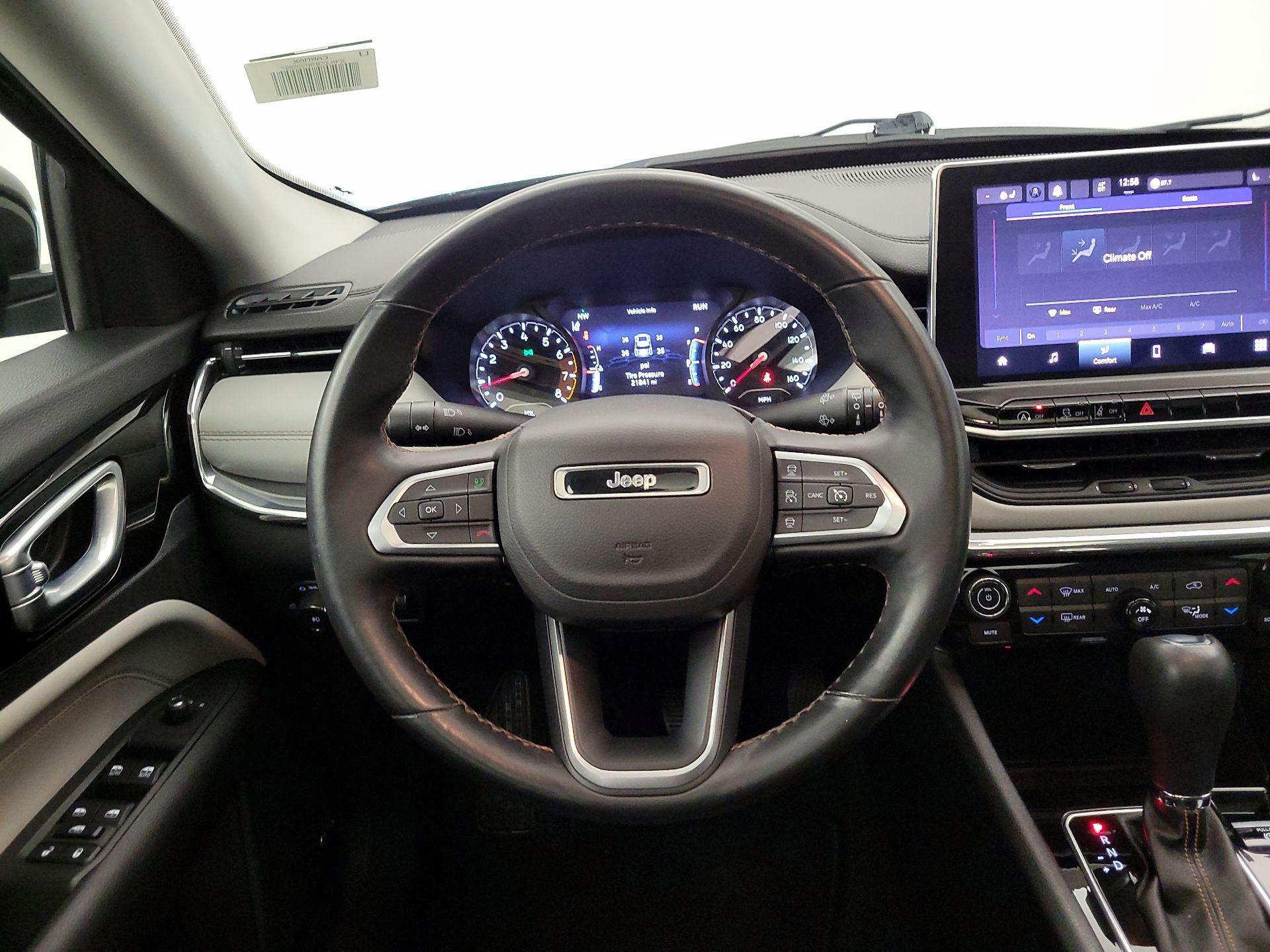 Thumbnail: 2022 Jeep Compass - 10