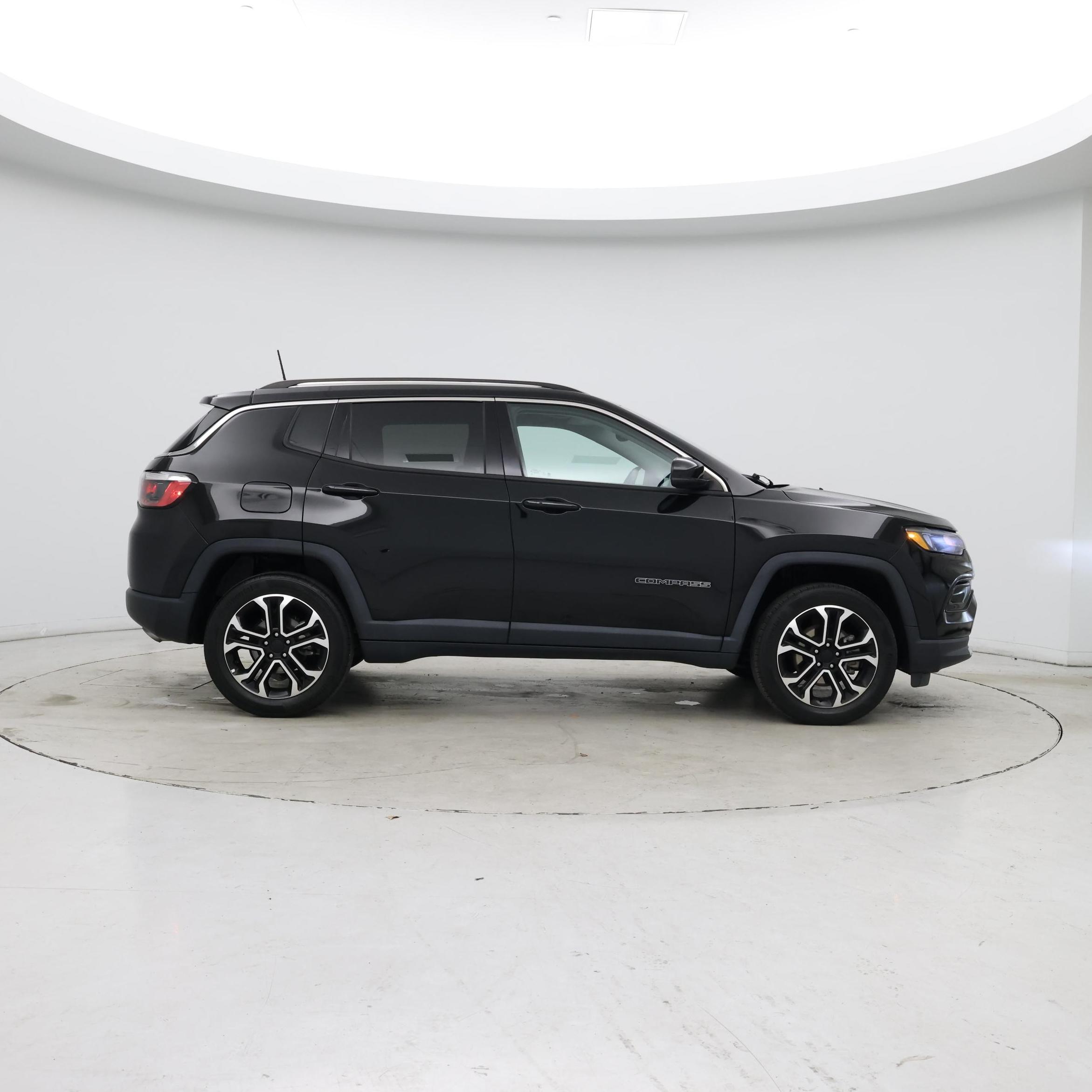 Thumbnail: 2022 Jeep Compass - 7