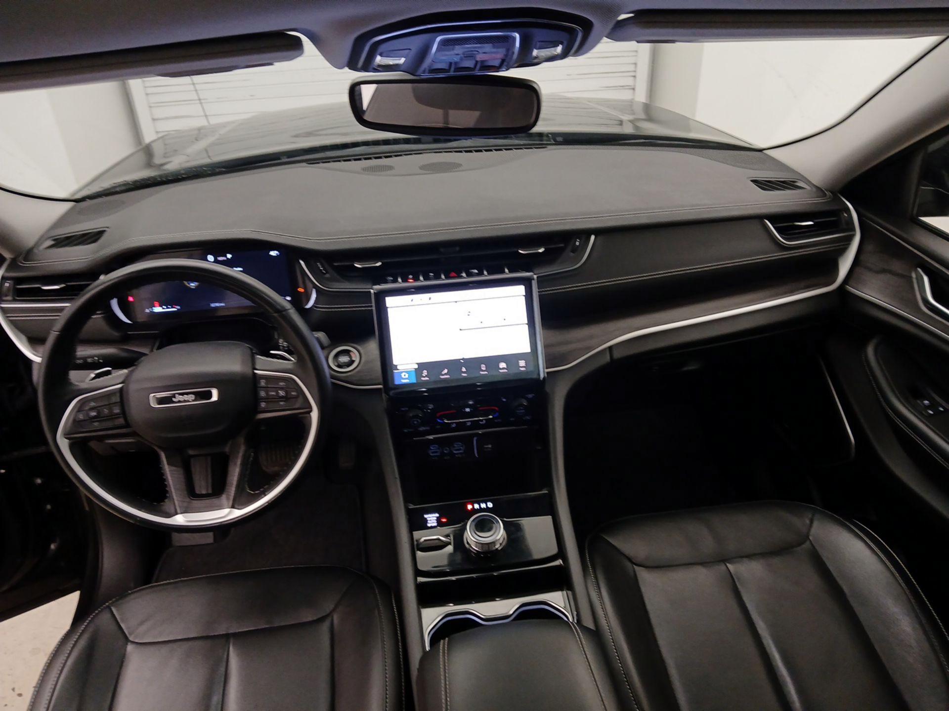 Thumbnail: 2022 Jeep Grand Cherokee L - 9