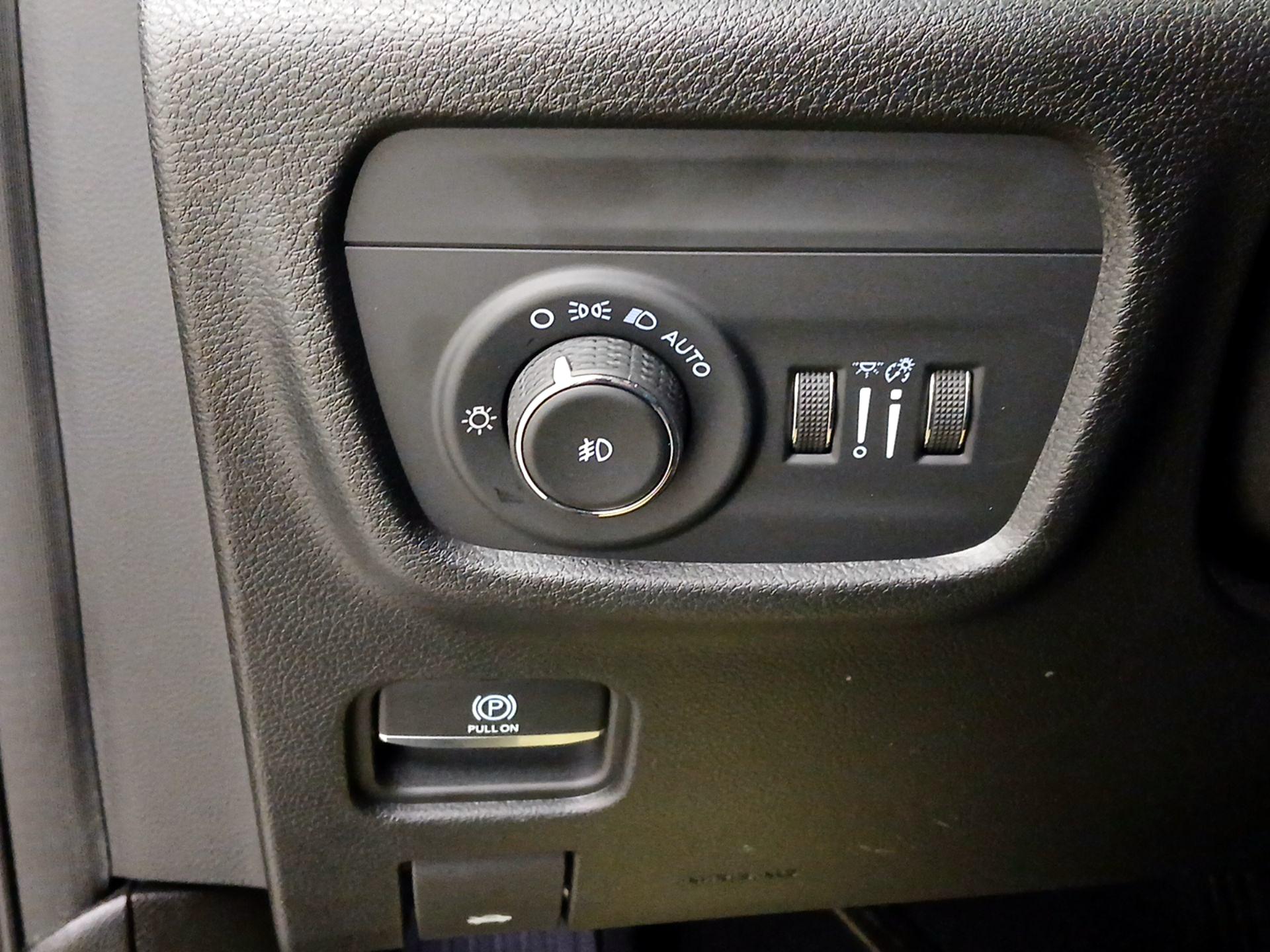 Thumbnail: 2022 Jeep Grand Cherokee L - 13