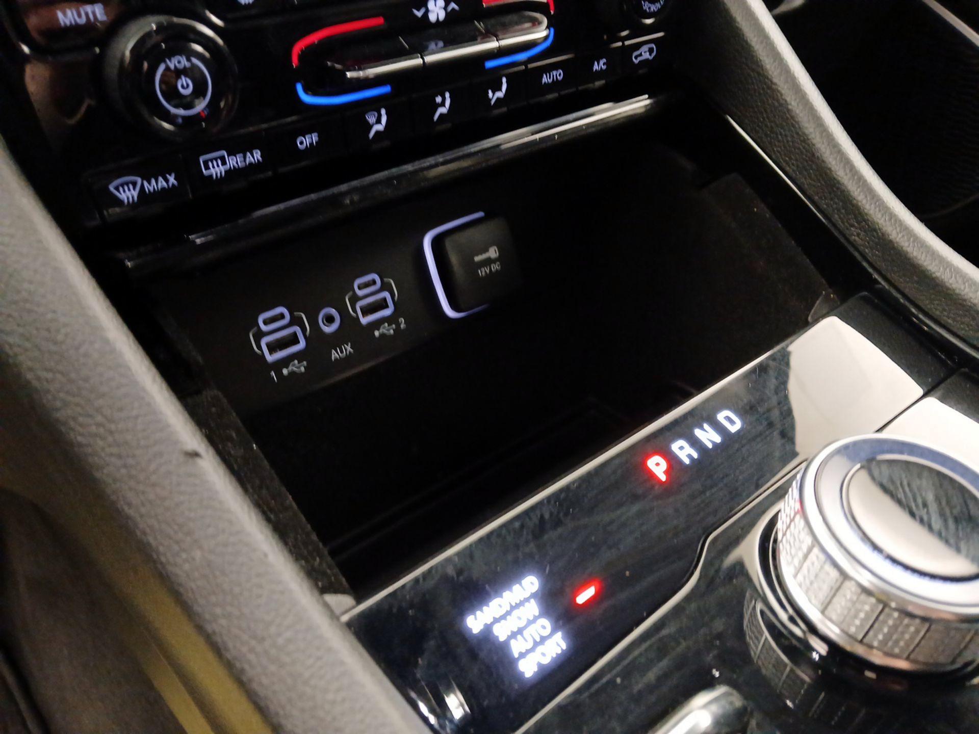 Thumbnail: 2022 Jeep Grand Cherokee L - 19