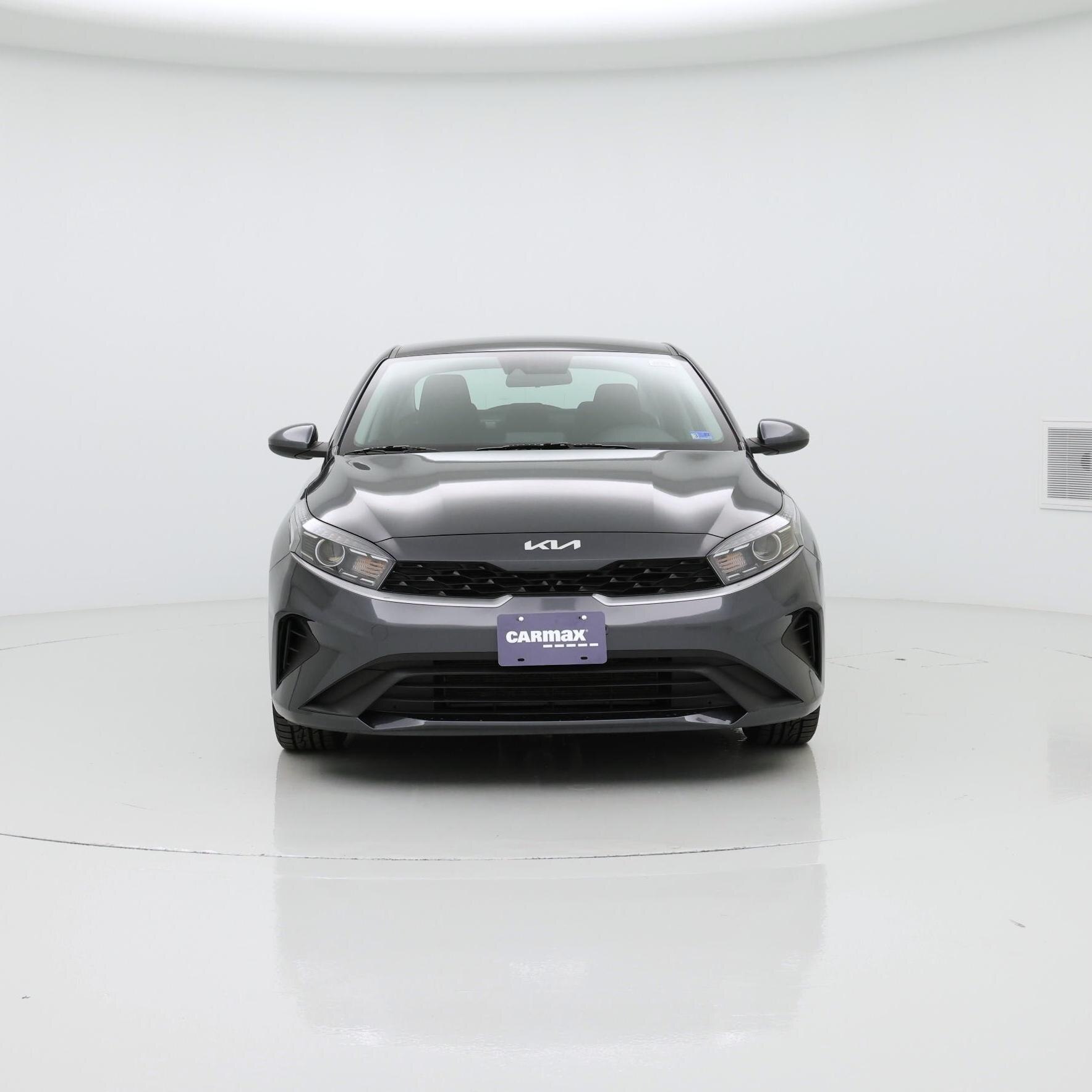 Thumbnail: 2024 Kia Forte - 5