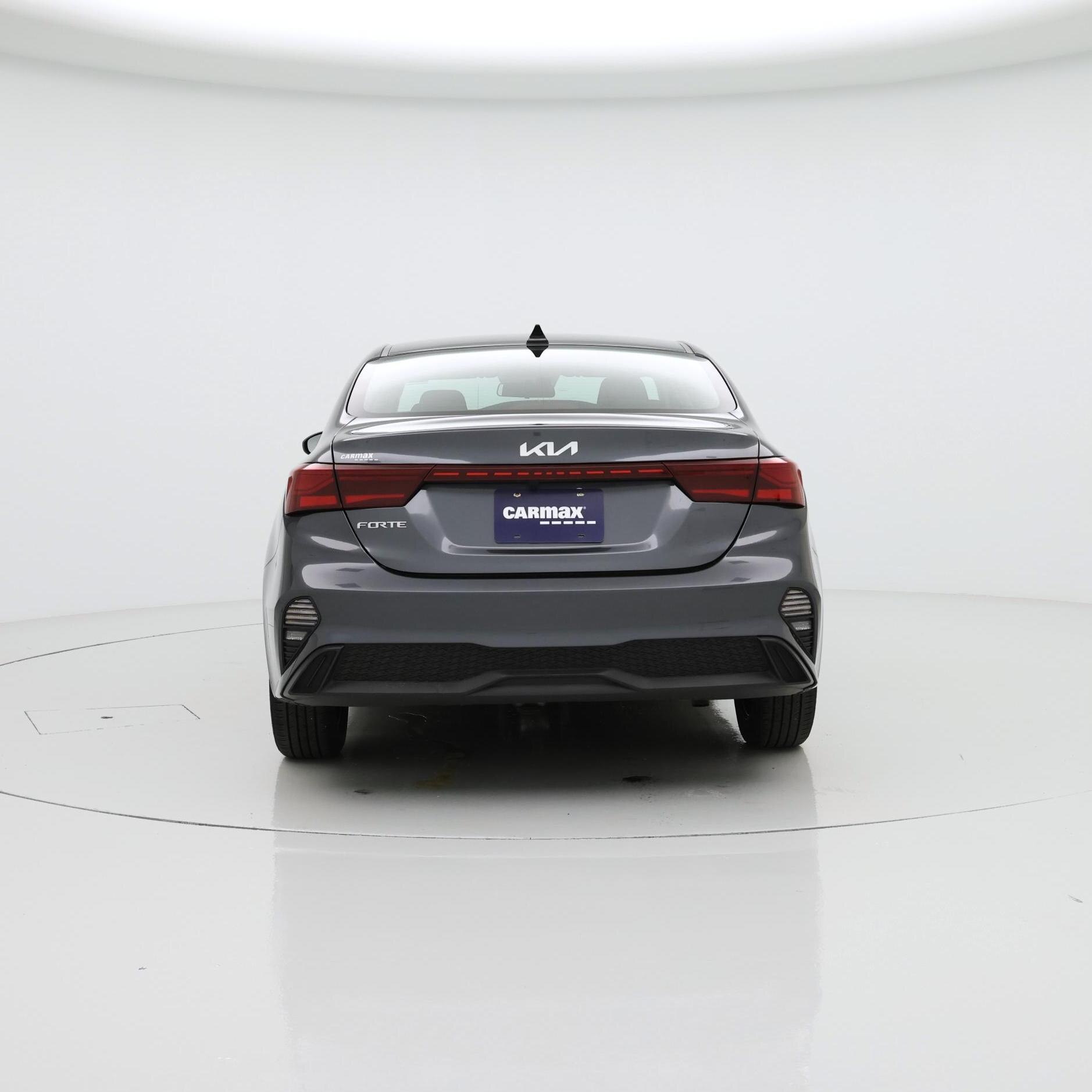 Thumbnail: 2024 Kia Forte - 6
