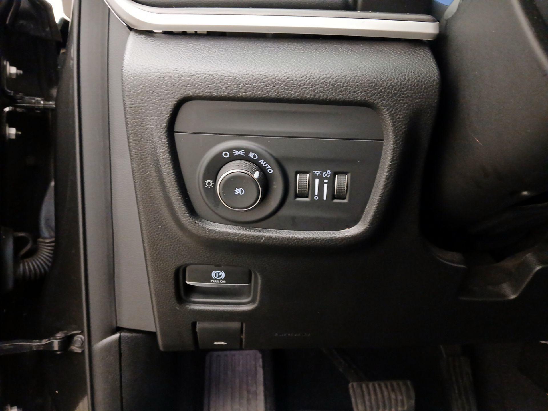 Thumbnail: 2021 Jeep Grand Cherokee L - 13