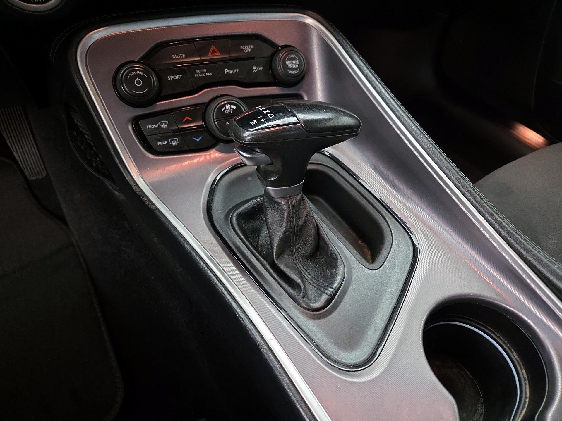 Thumbnail: 2022 Dodge Challenger - 17