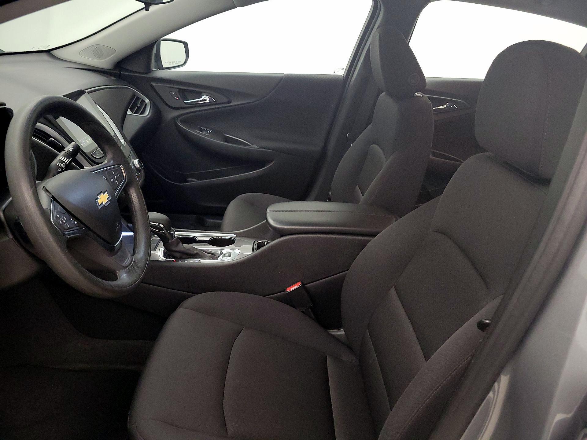 Thumbnail: 2023 Chevrolet Malibu - 11