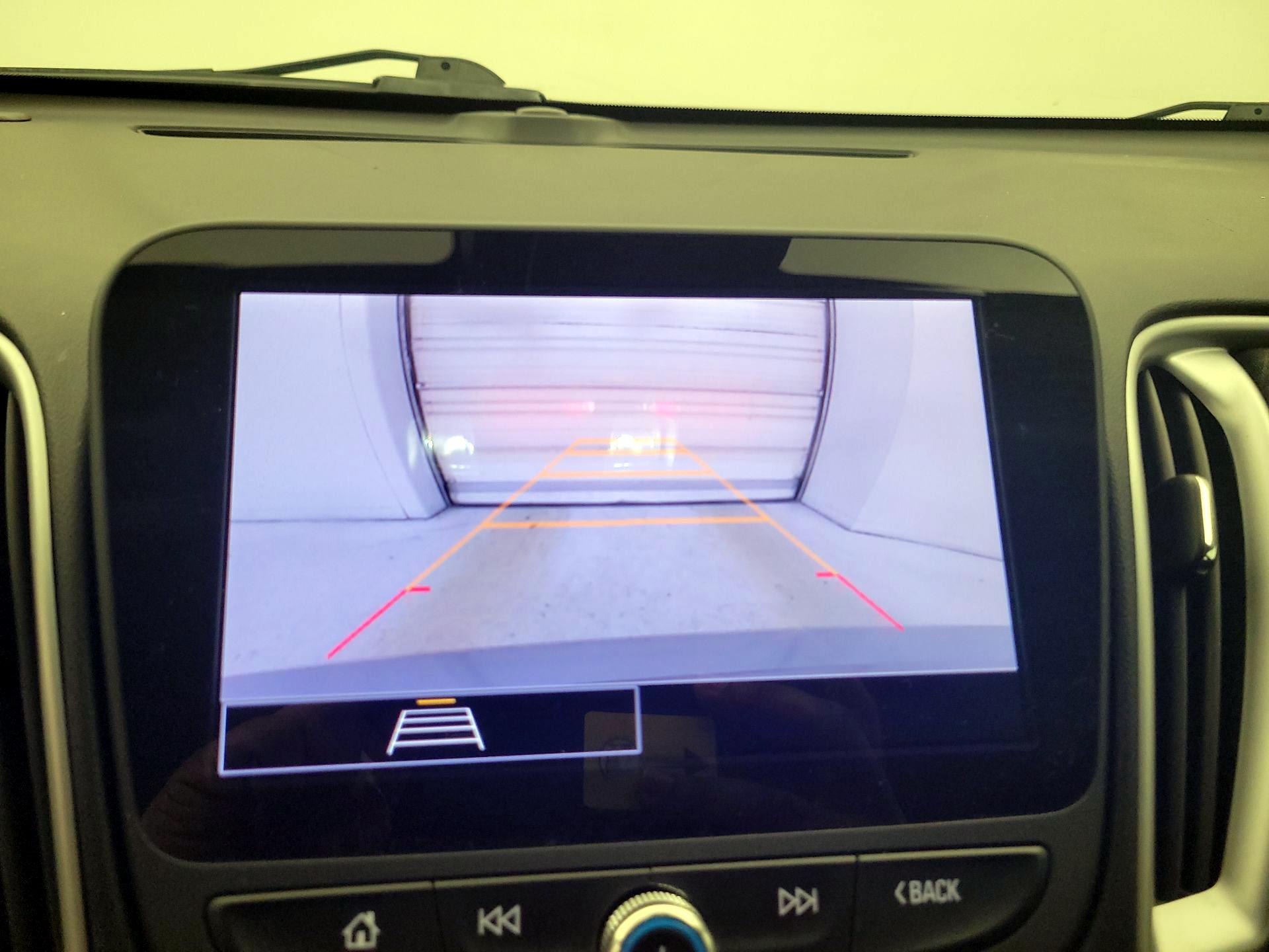 Thumbnail: 2023 Chevrolet Malibu - 14