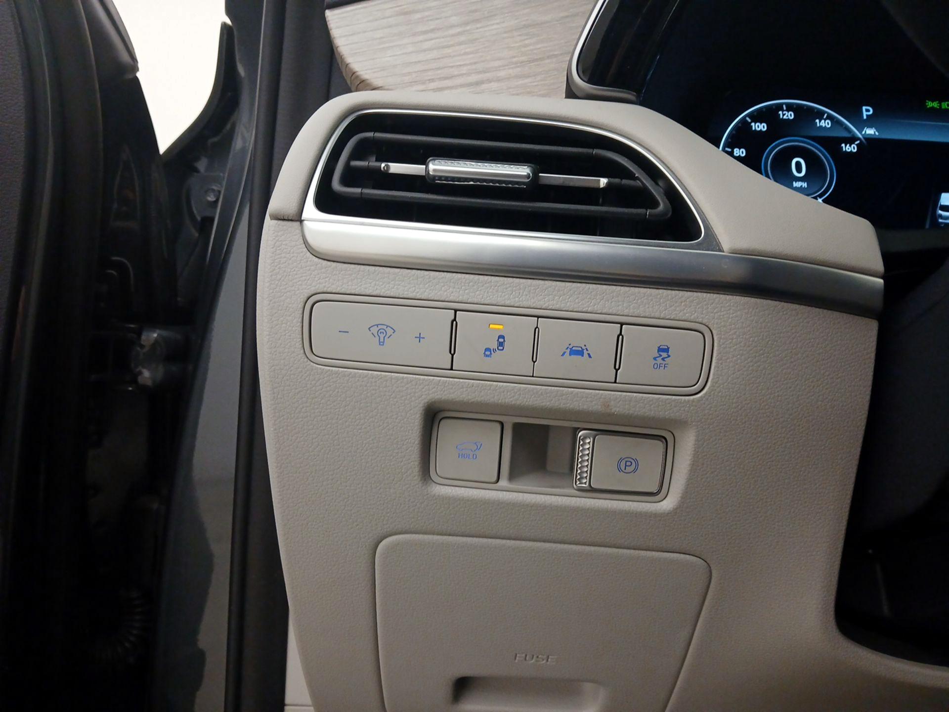 Thumbnail: 2022 Hyundai Palisade - 13