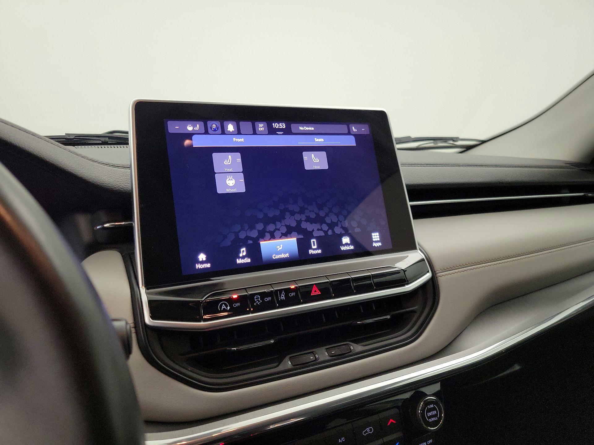 Thumbnail: 2022 Jeep Compass - 15