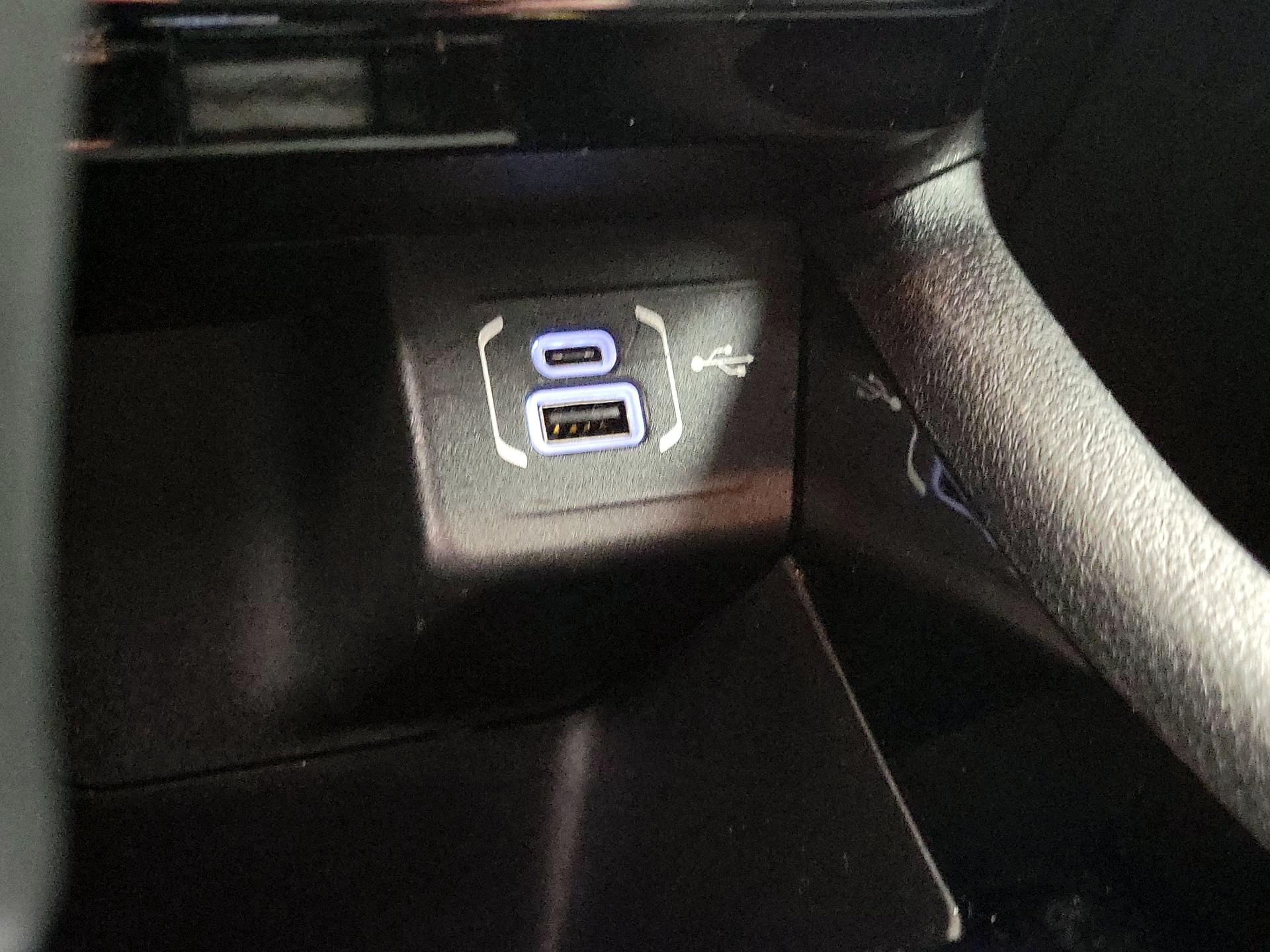 Thumbnail: 2022 Jeep Compass - 18