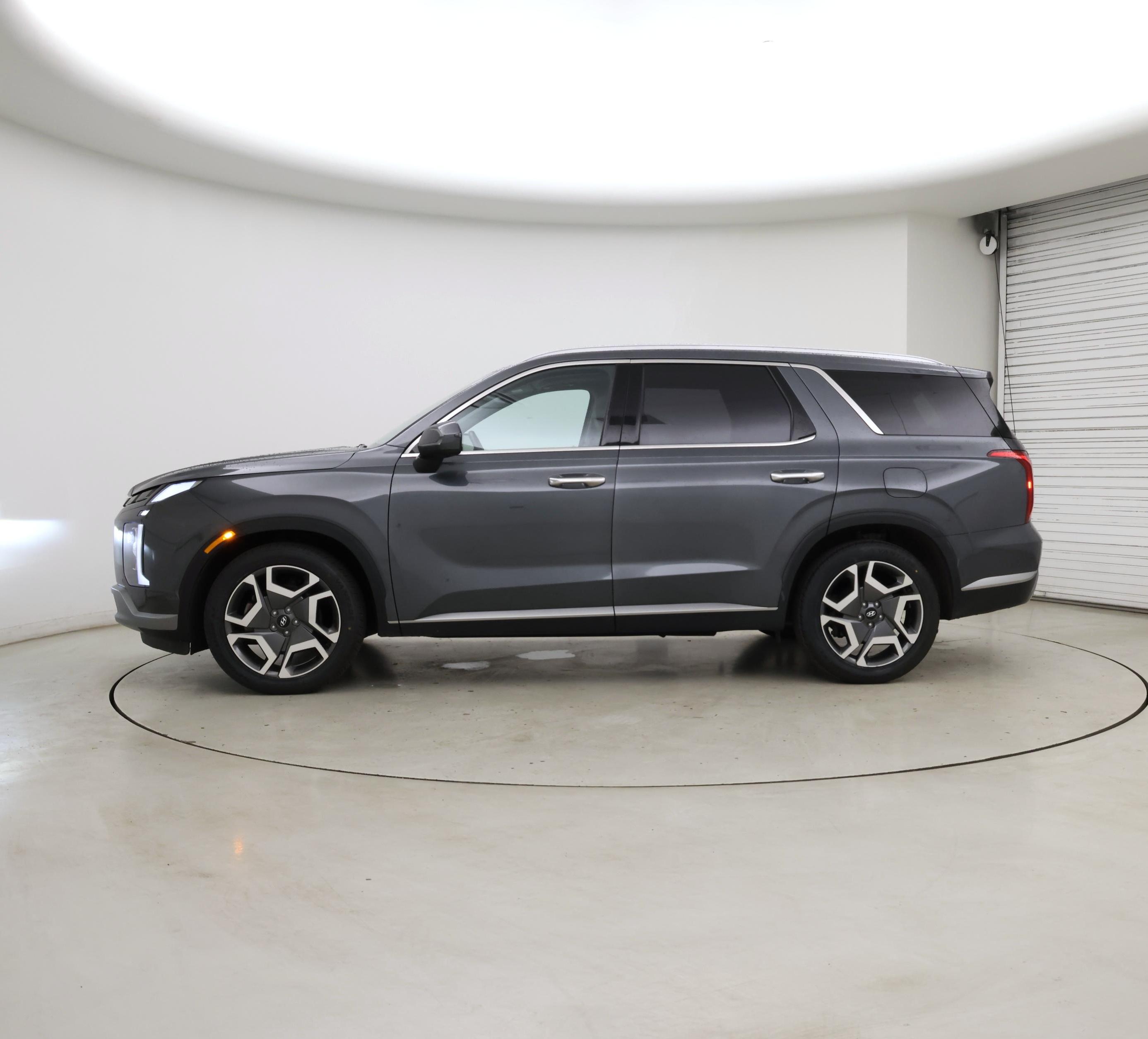 Thumbnail: 2023 Hyundai Palisade - 3