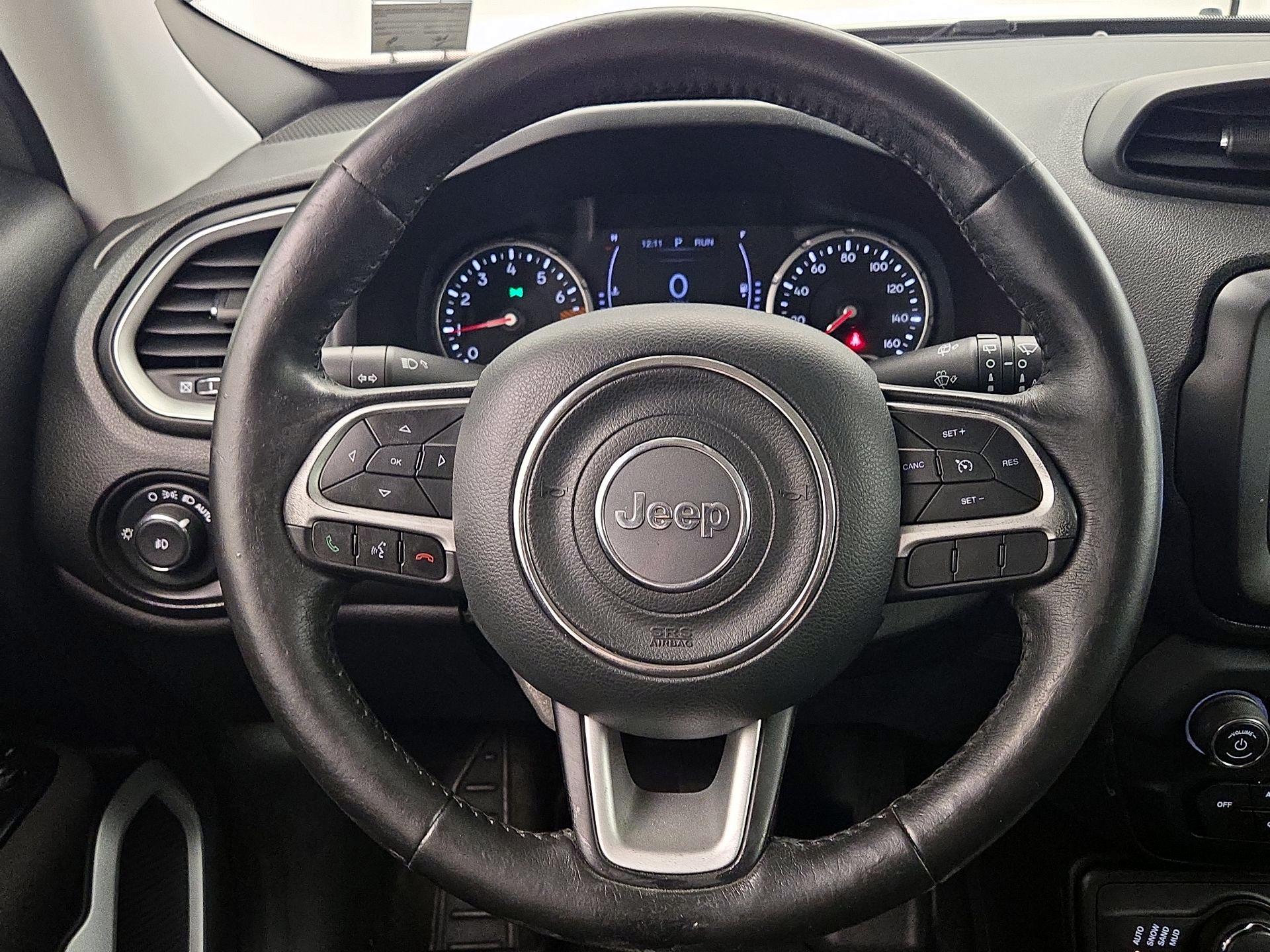 Thumbnail: 2020 Jeep Renegade - 10