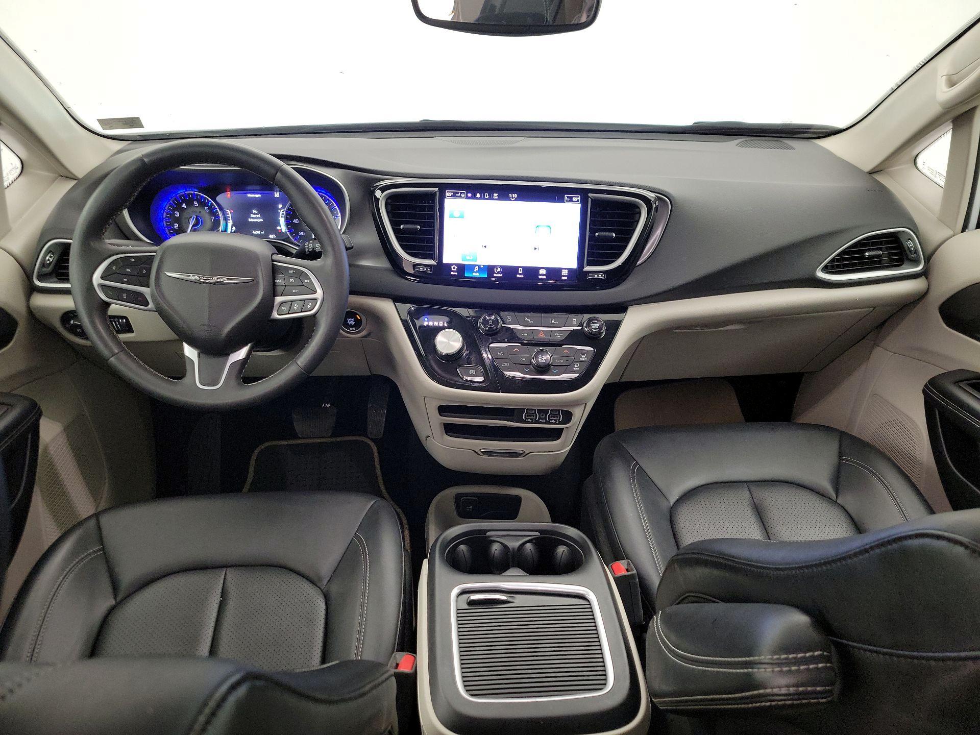 Thumbnail: 2024 Chrysler Pacifica - 9