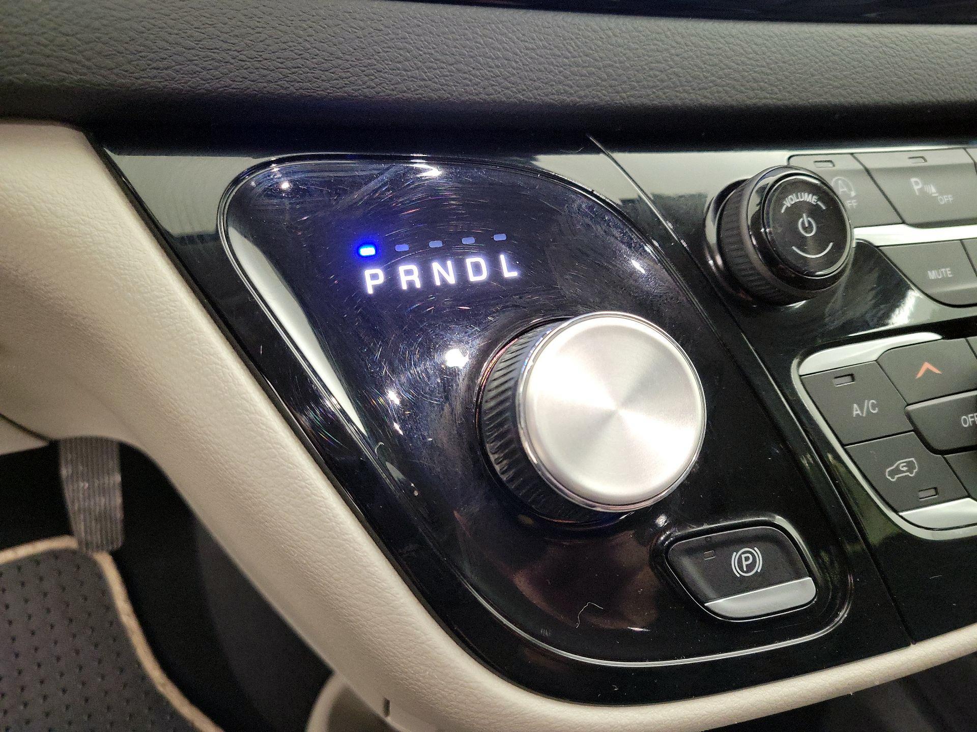 Thumbnail: 2024 Chrysler Pacifica - 17