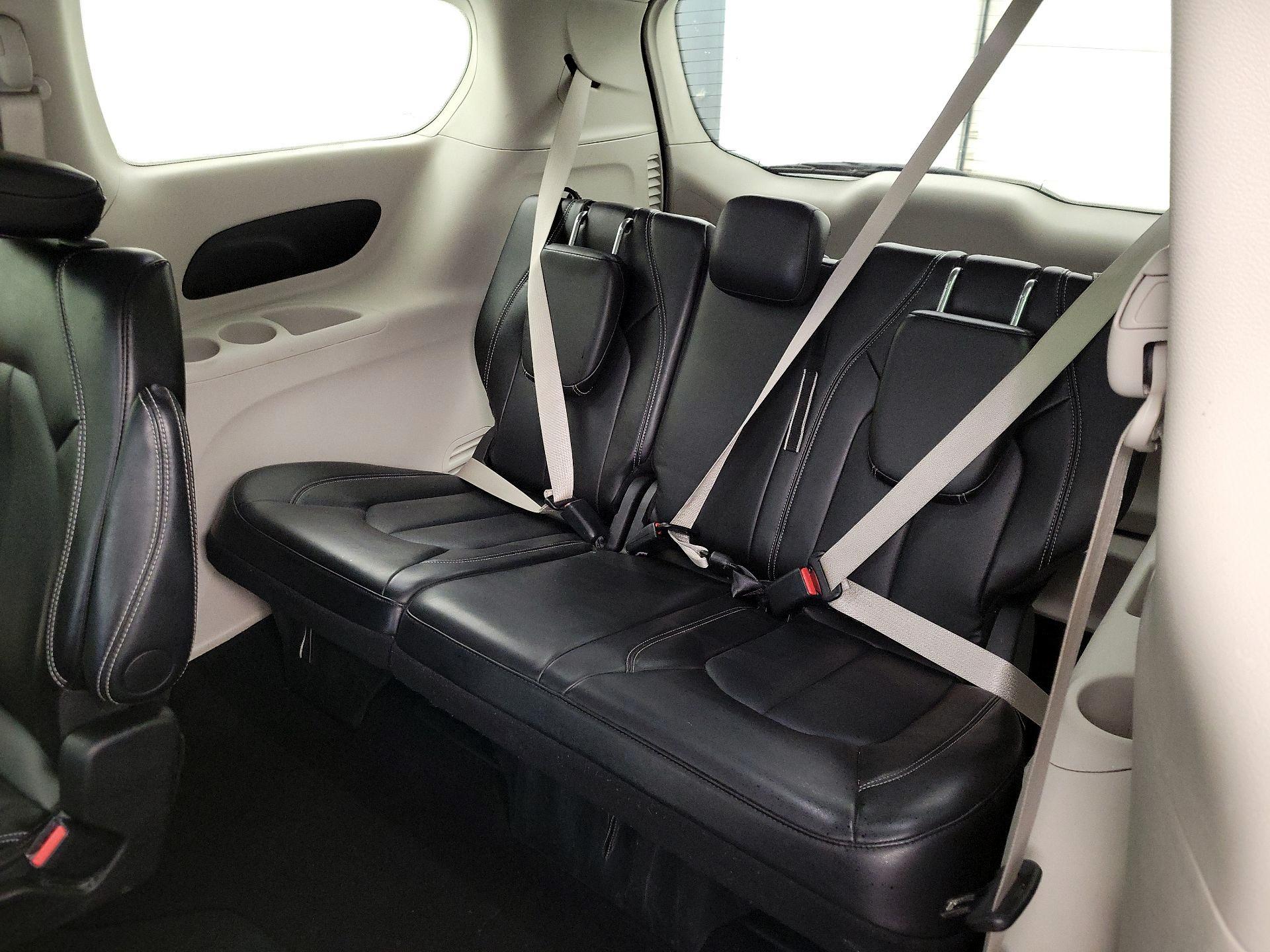 Thumbnail: 2024 Chrysler Pacifica - 20