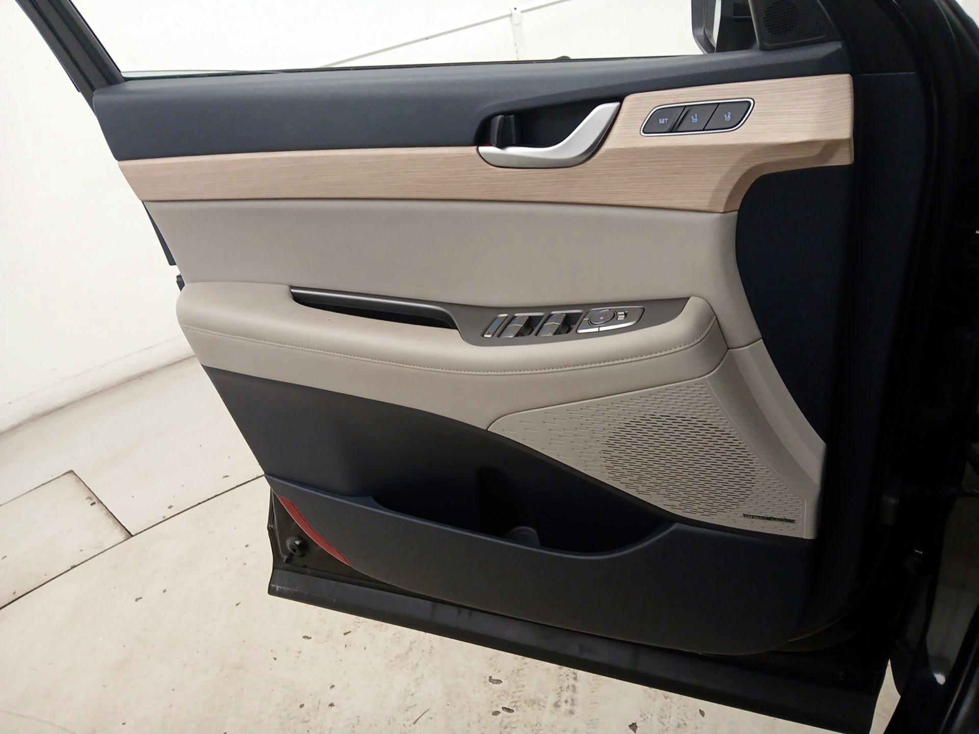 Thumbnail: 2023 Hyundai Palisade - 12