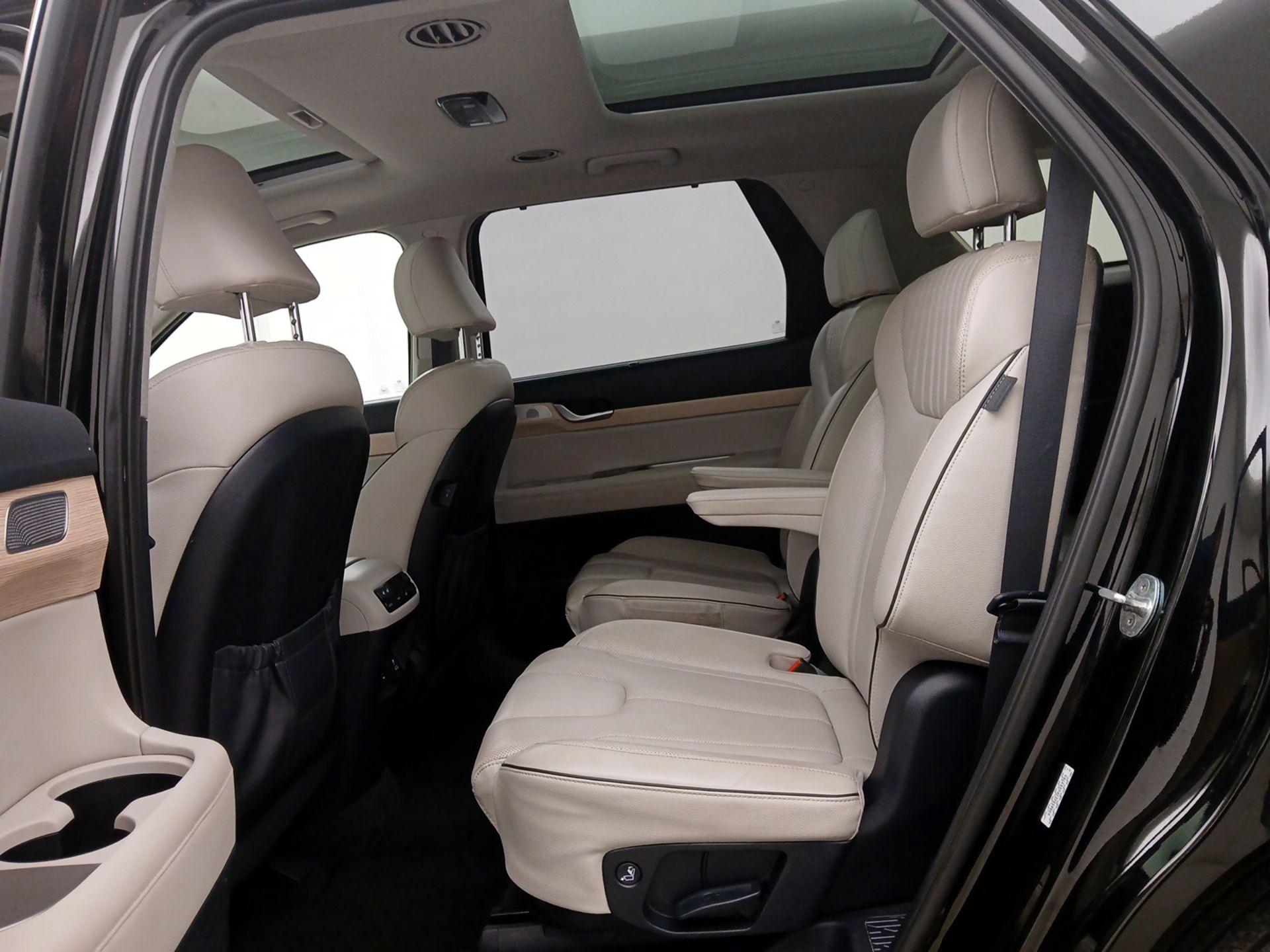 Thumbnail: 2023 Hyundai Palisade - 20