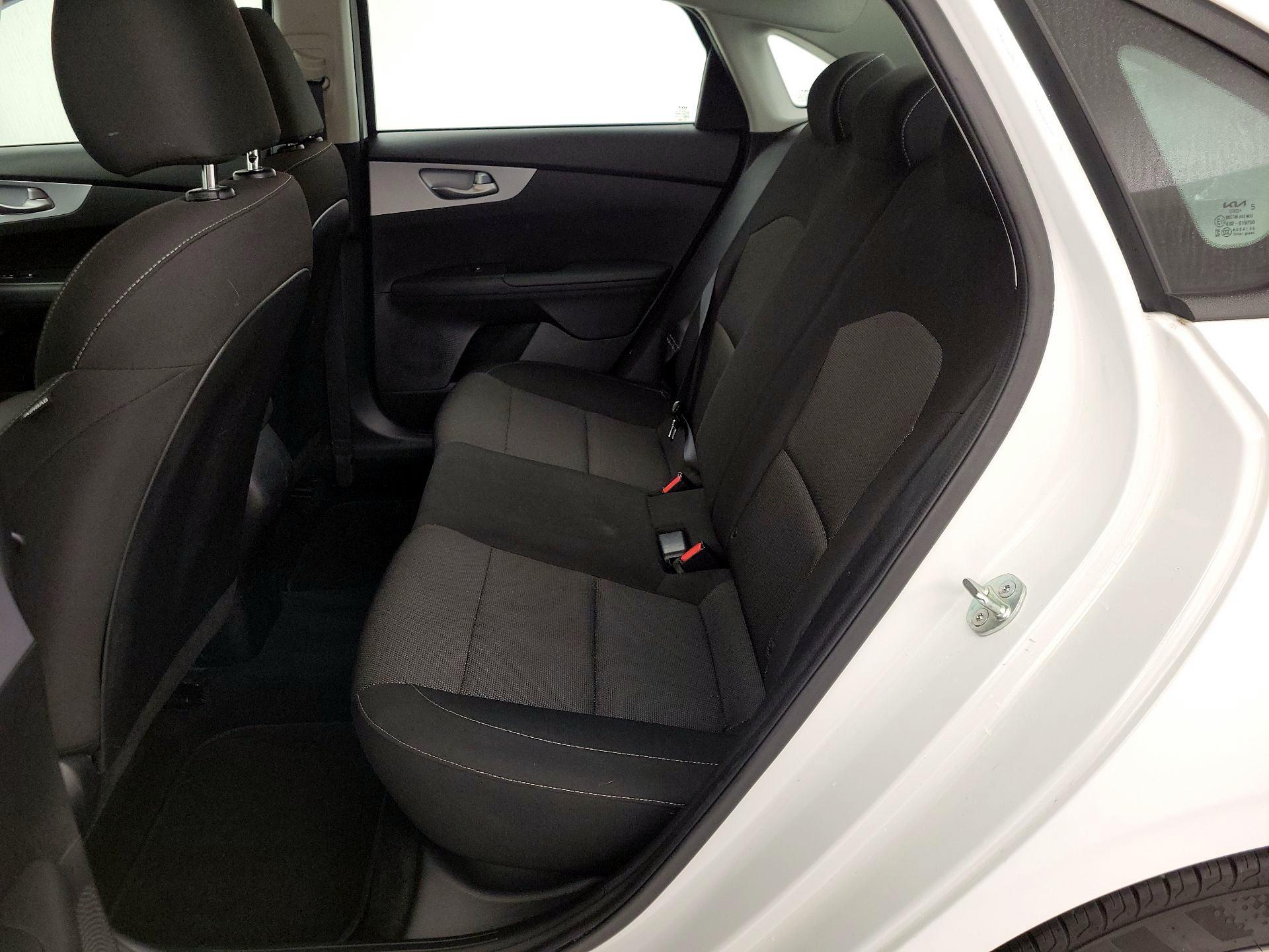 Thumbnail: 2024 Kia Forte - 19