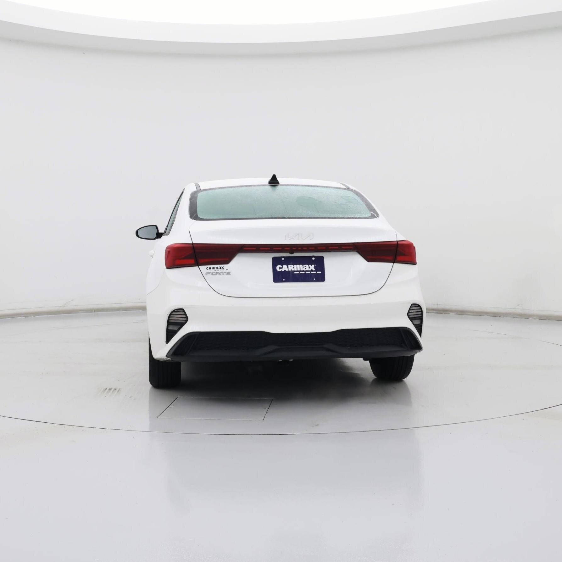 Thumbnail: 2024 Kia Forte - 6