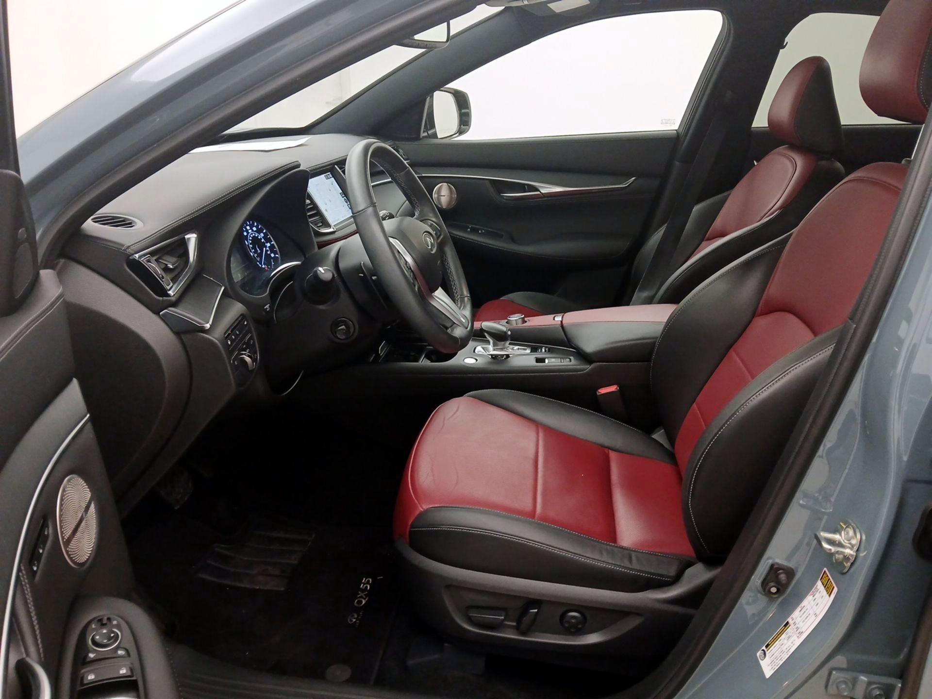 Thumbnail: 2023 INFINITI QX55 - 11