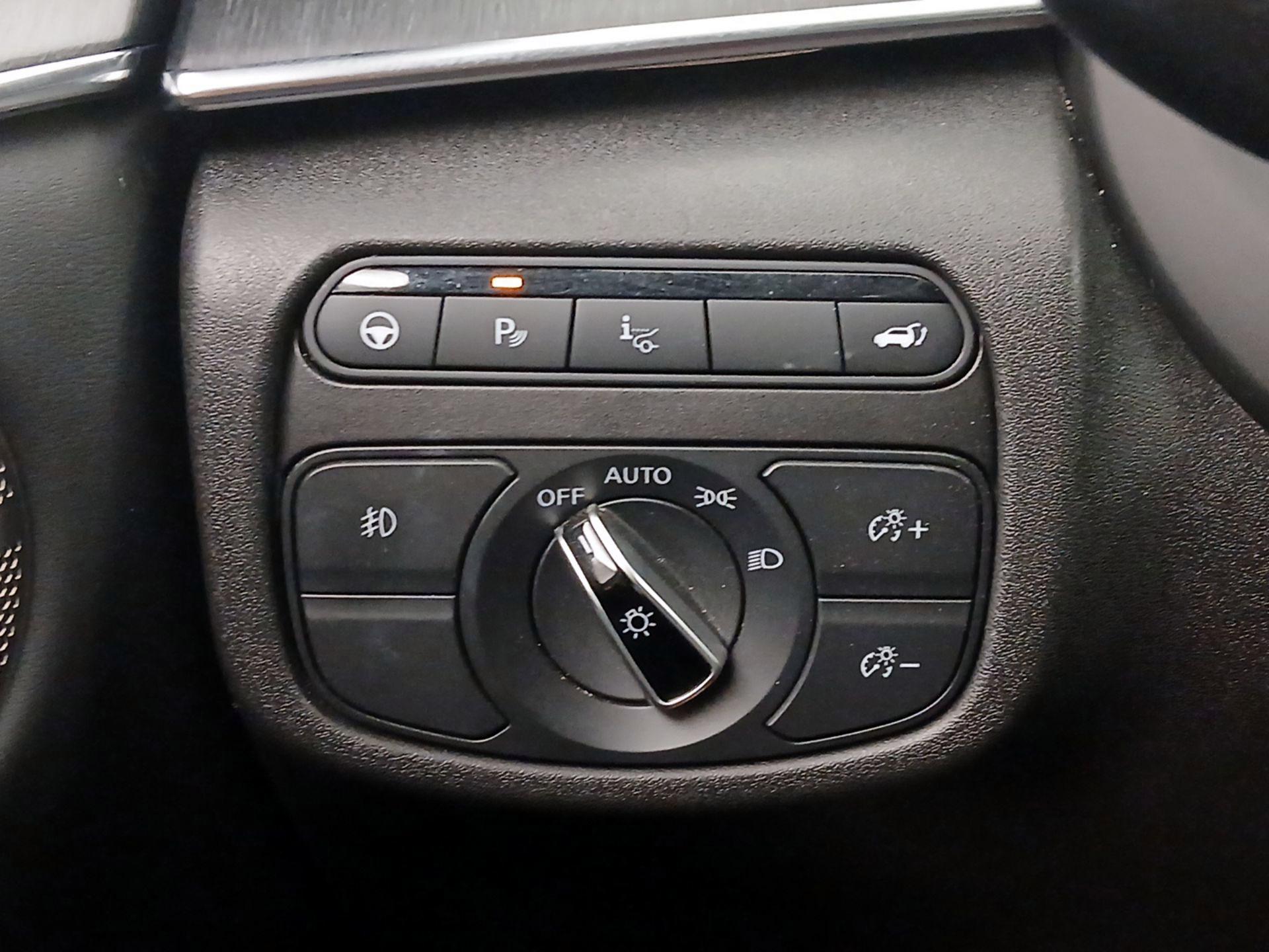 Thumbnail: 2023 INFINITI QX55 - 13