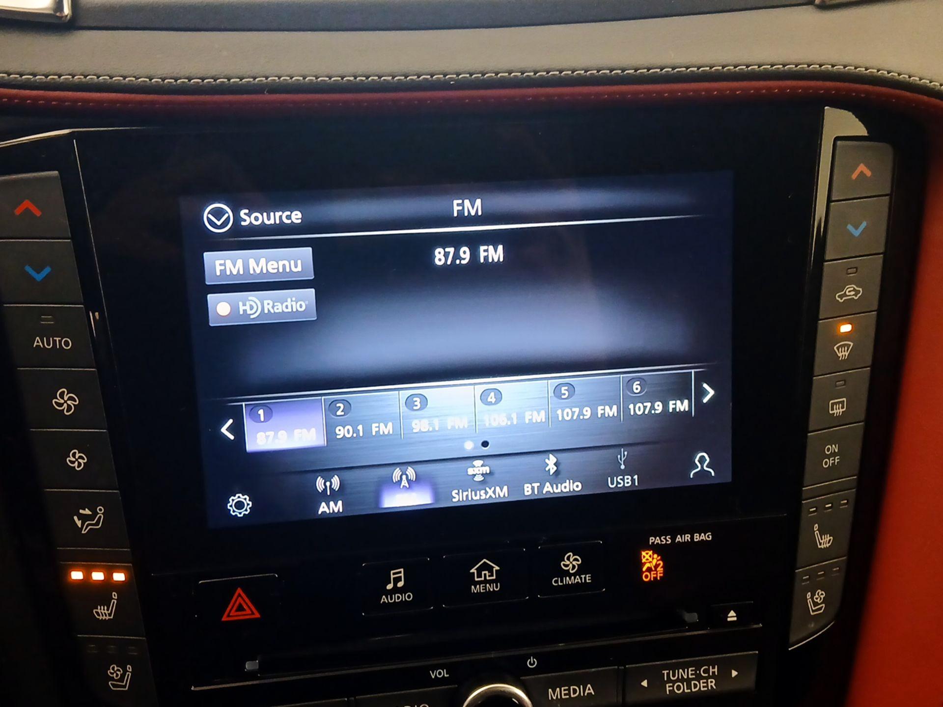 Thumbnail: 2023 INFINITI QX55 - 16