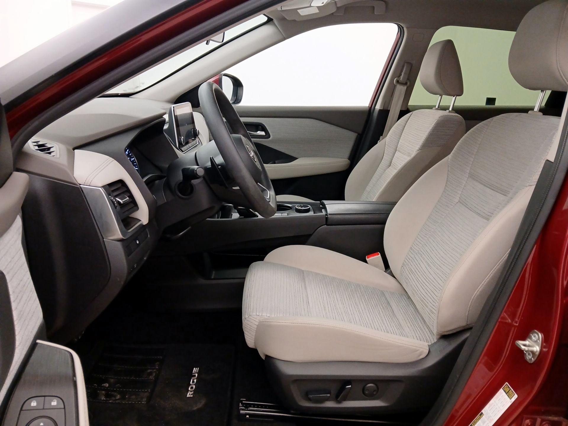 Thumbnail: 2023 Nissan Rogue - 11