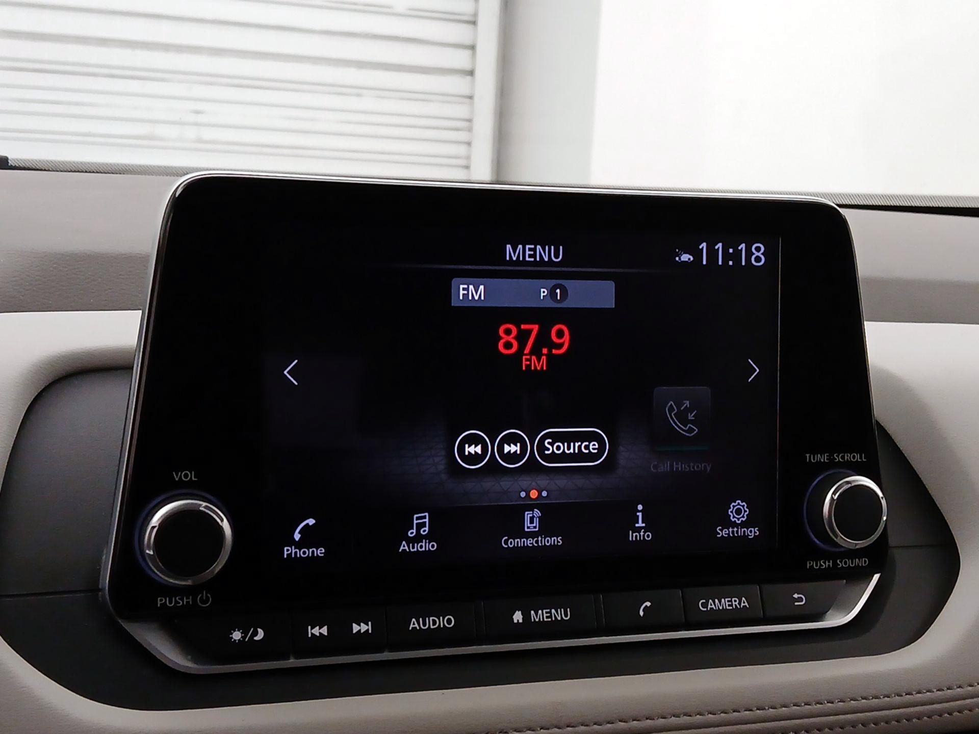 Thumbnail: 2023 Nissan Rogue - 15