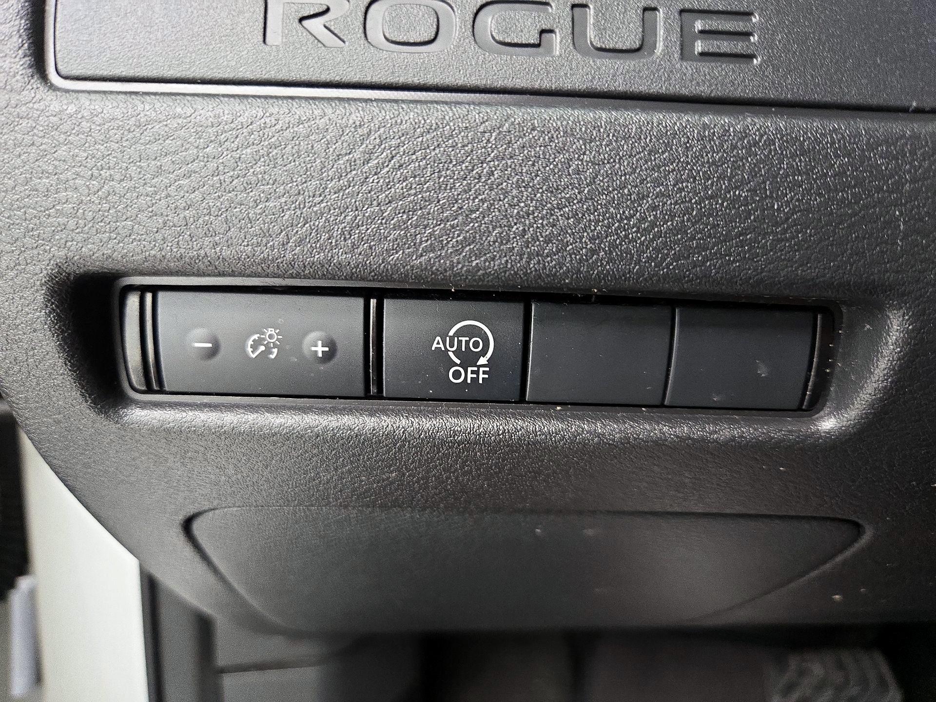 Thumbnail: 2023 Nissan Rogue - 13