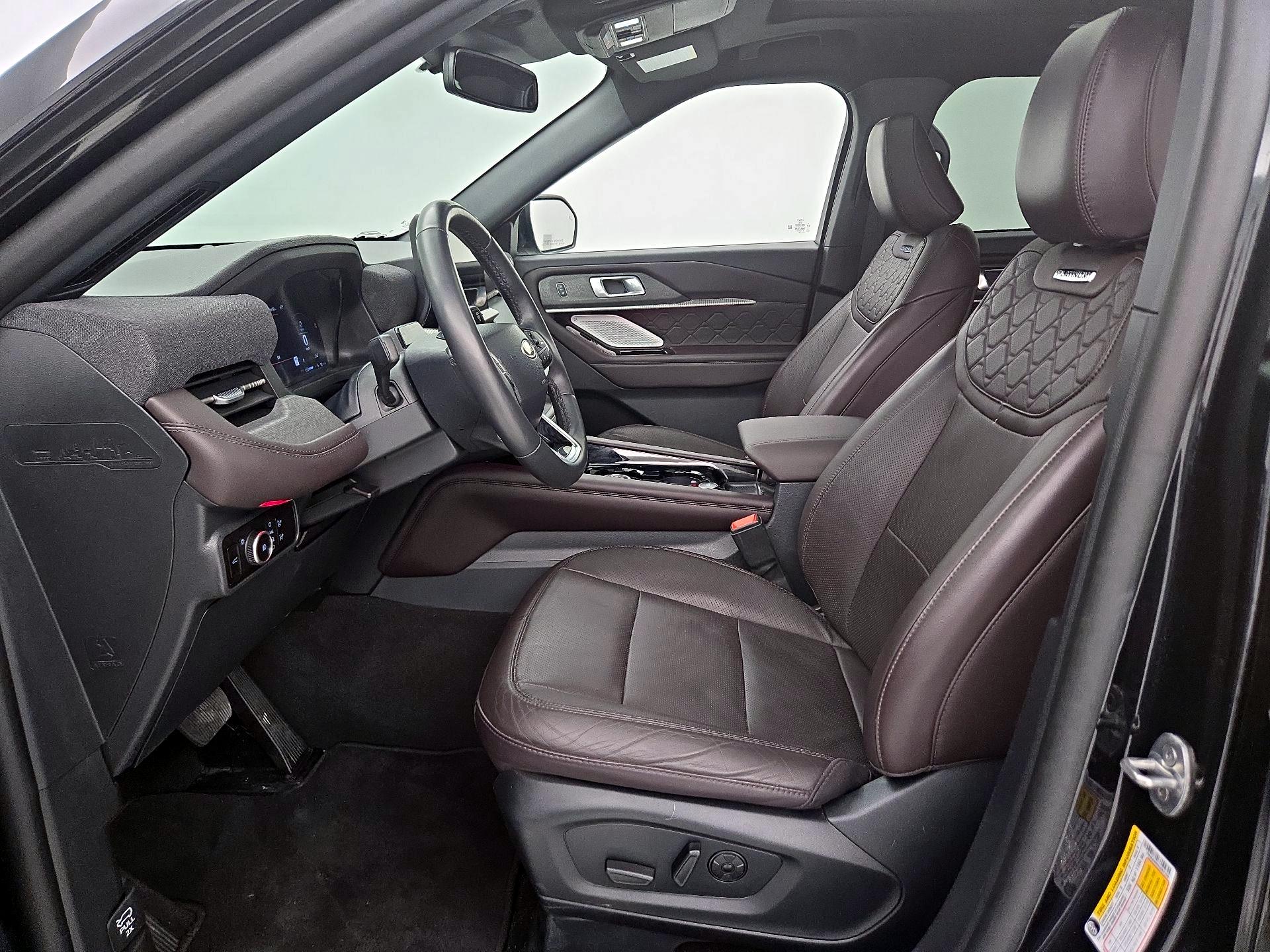 Thumbnail: 2025 Ford Explorer - 11