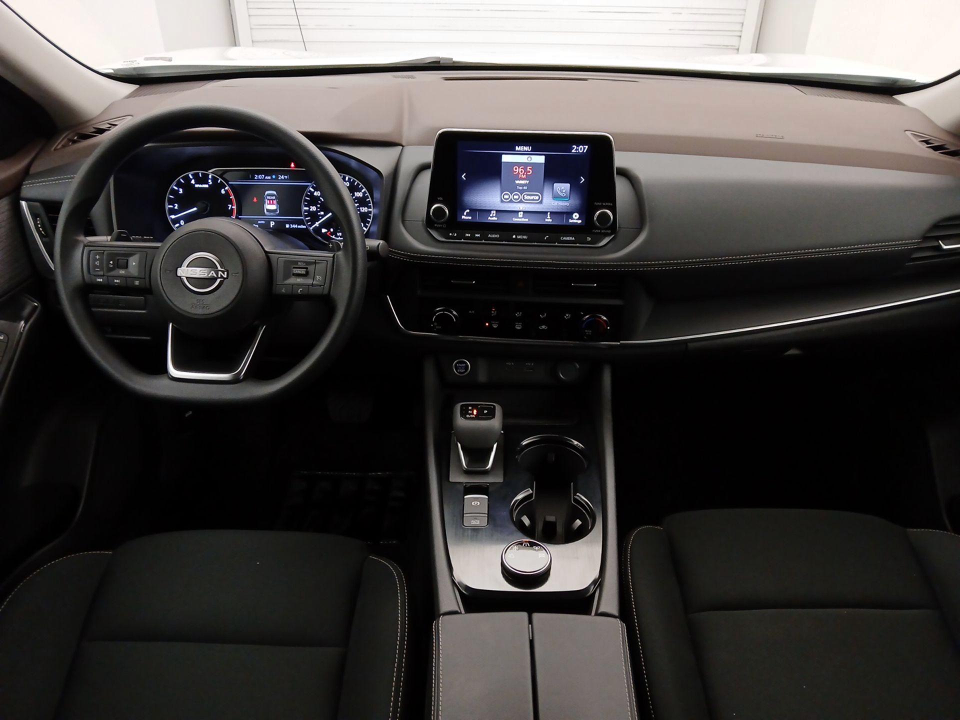 Thumbnail: 2023 Nissan Rogue - 9