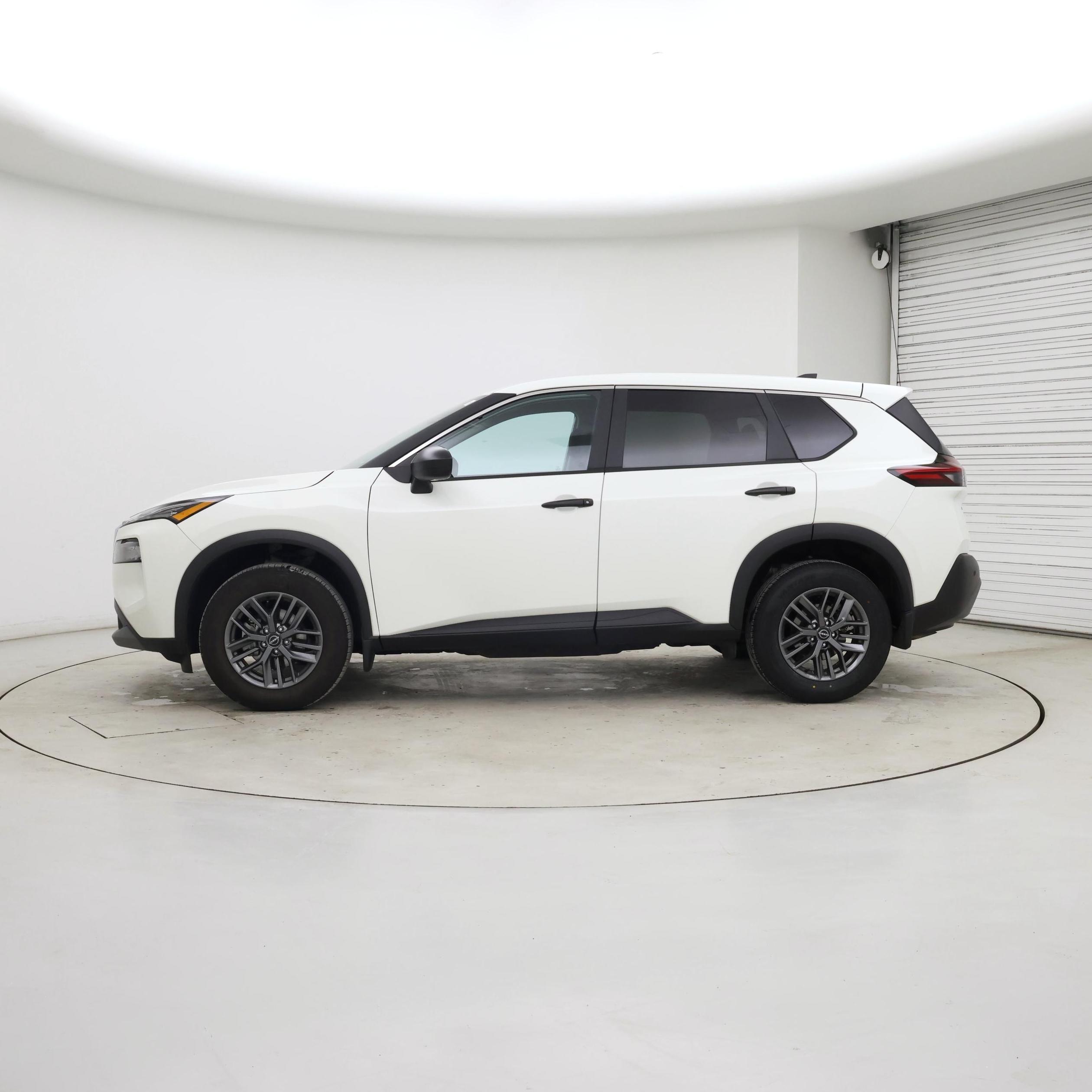 Thumbnail: 2023 Nissan Rogue - 3