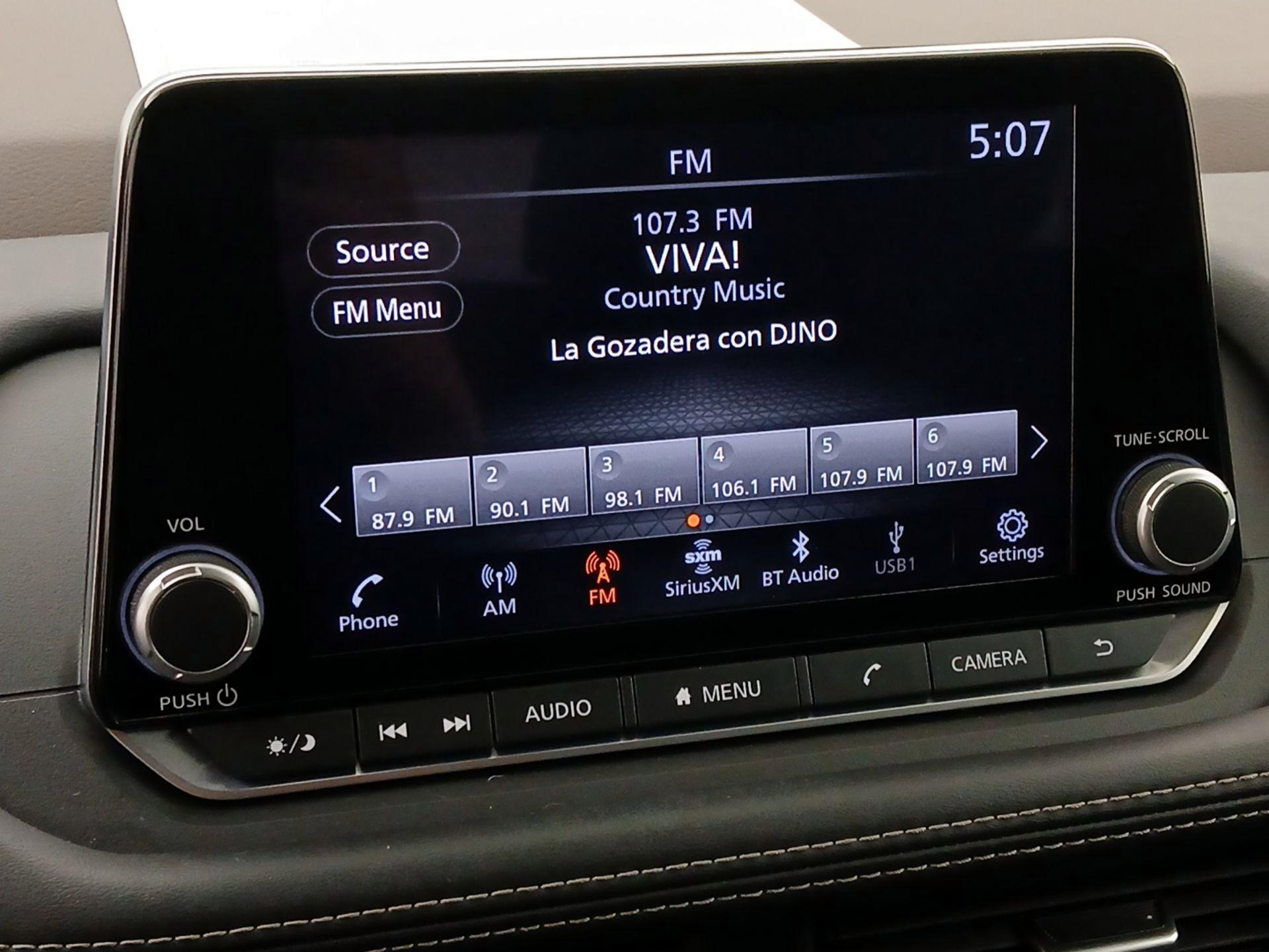 Thumbnail: 2023 Nissan Rogue - 15