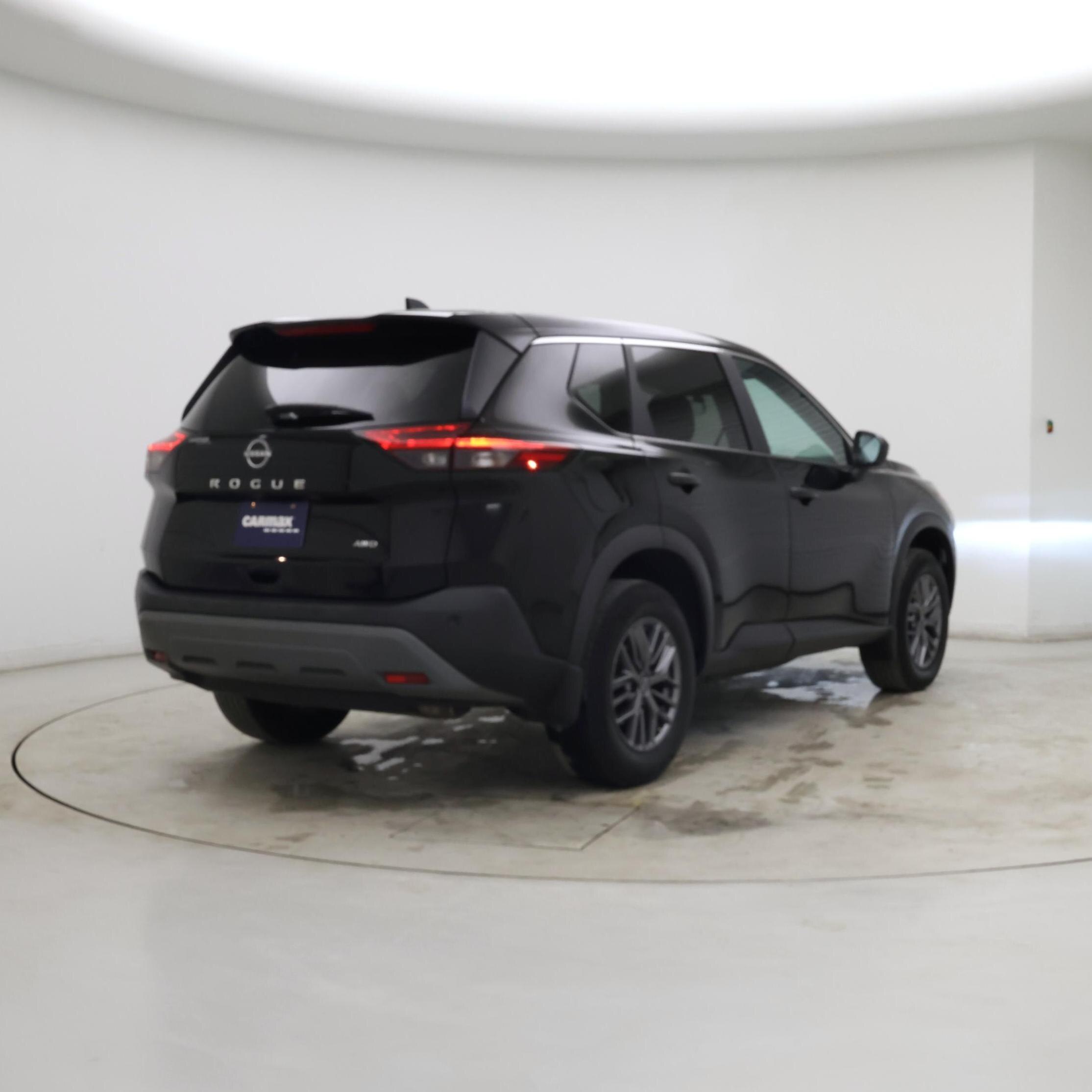 Thumbnail: 2023 Nissan Rogue - 8