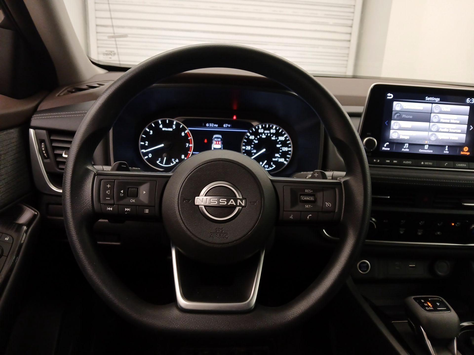 Thumbnail: 2023 Nissan Rogue - 10