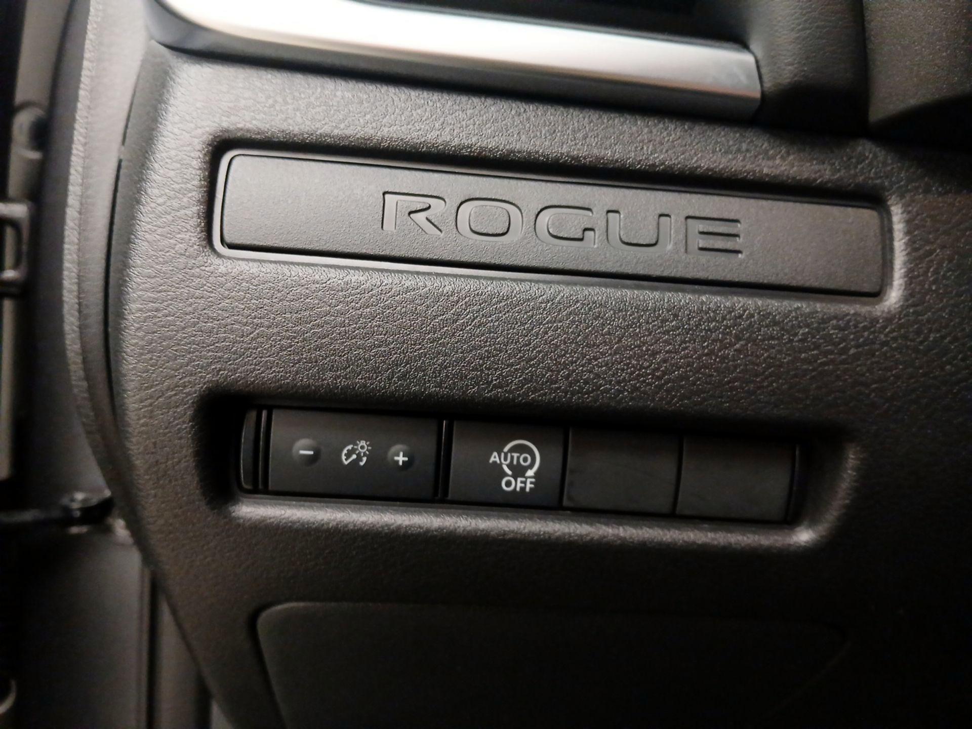 Thumbnail: 2023 Nissan Rogue - 13