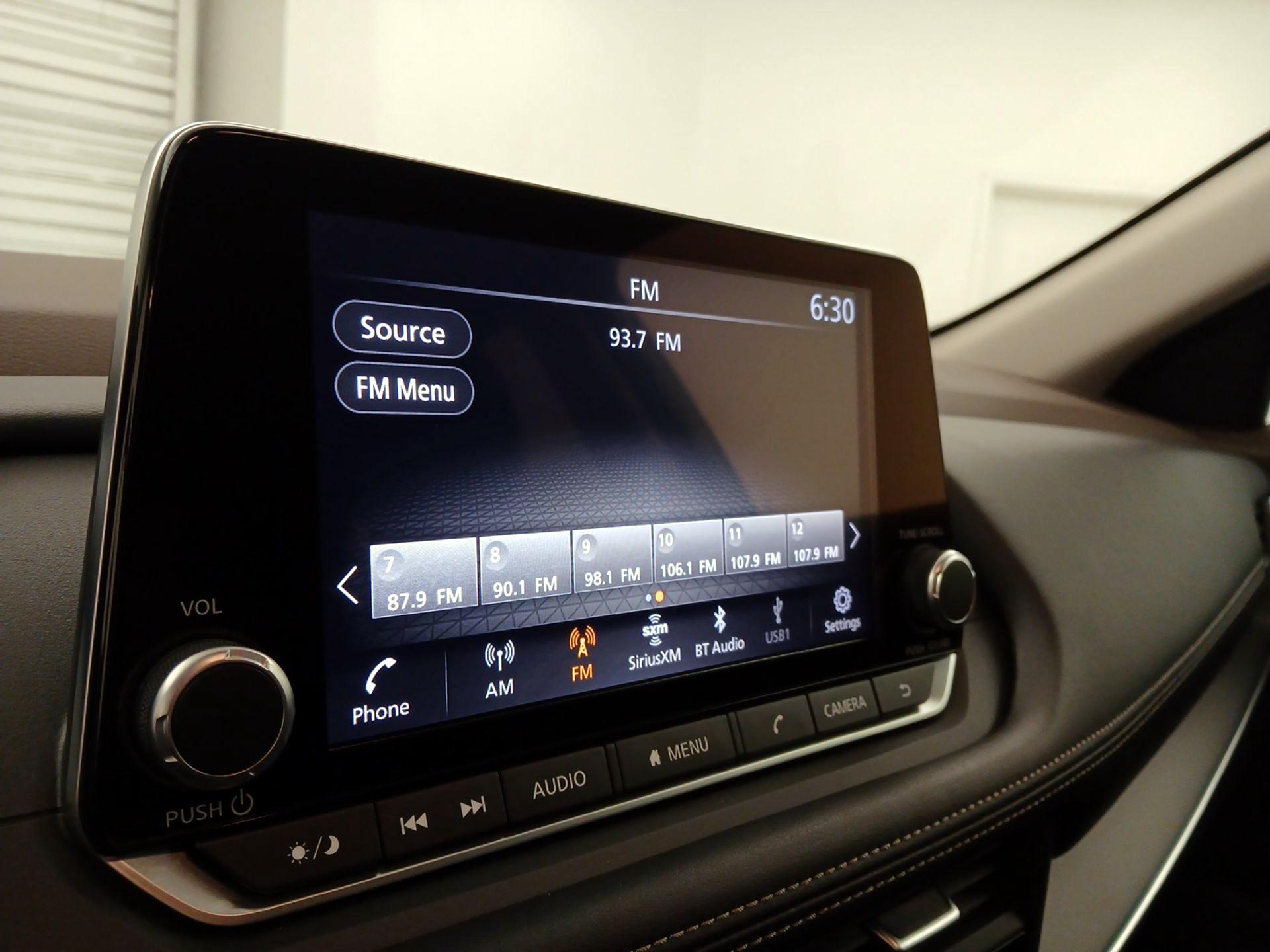 Thumbnail: 2023 Nissan Rogue - 15