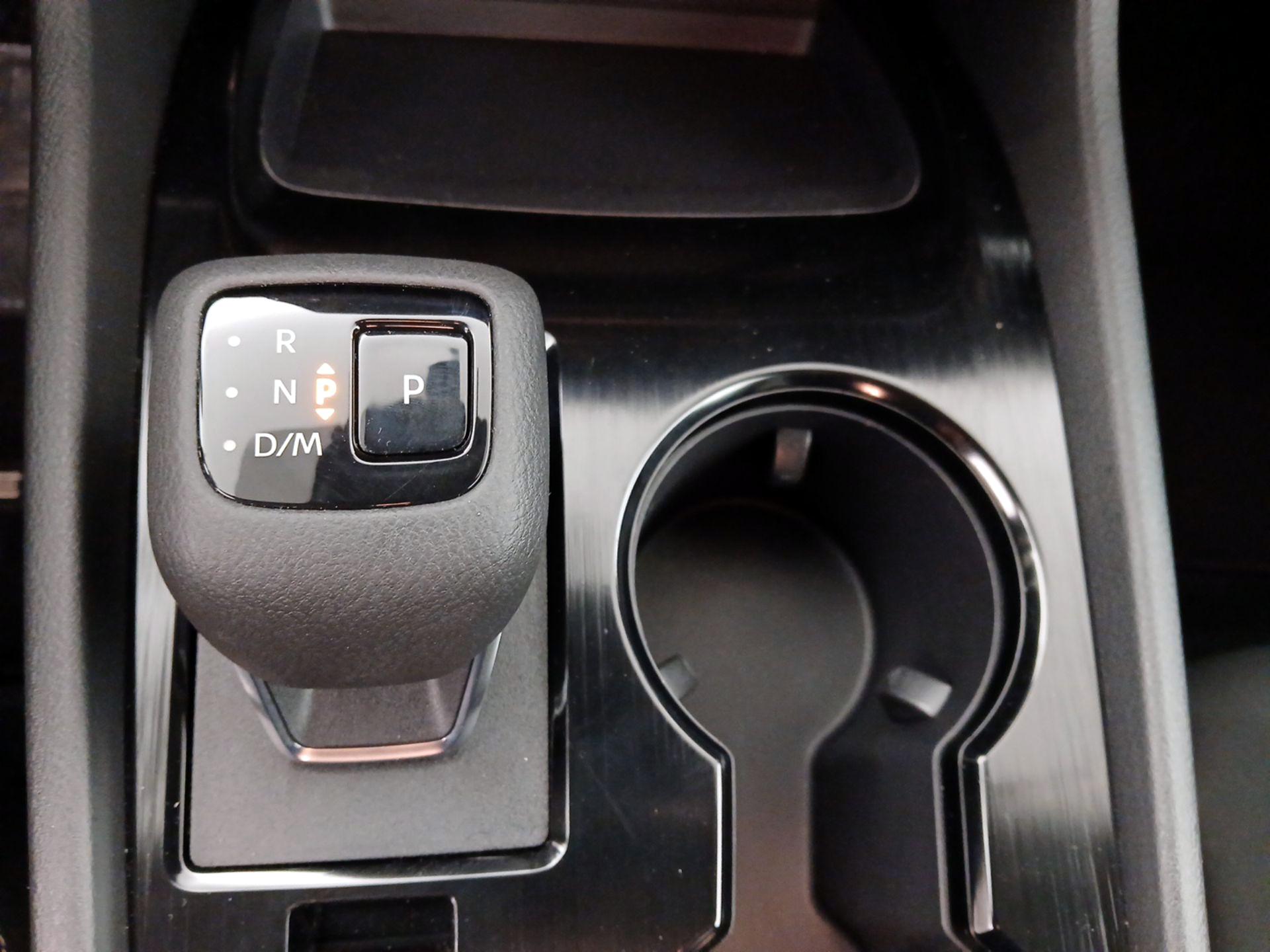 Thumbnail: 2023 Nissan Rogue - 17