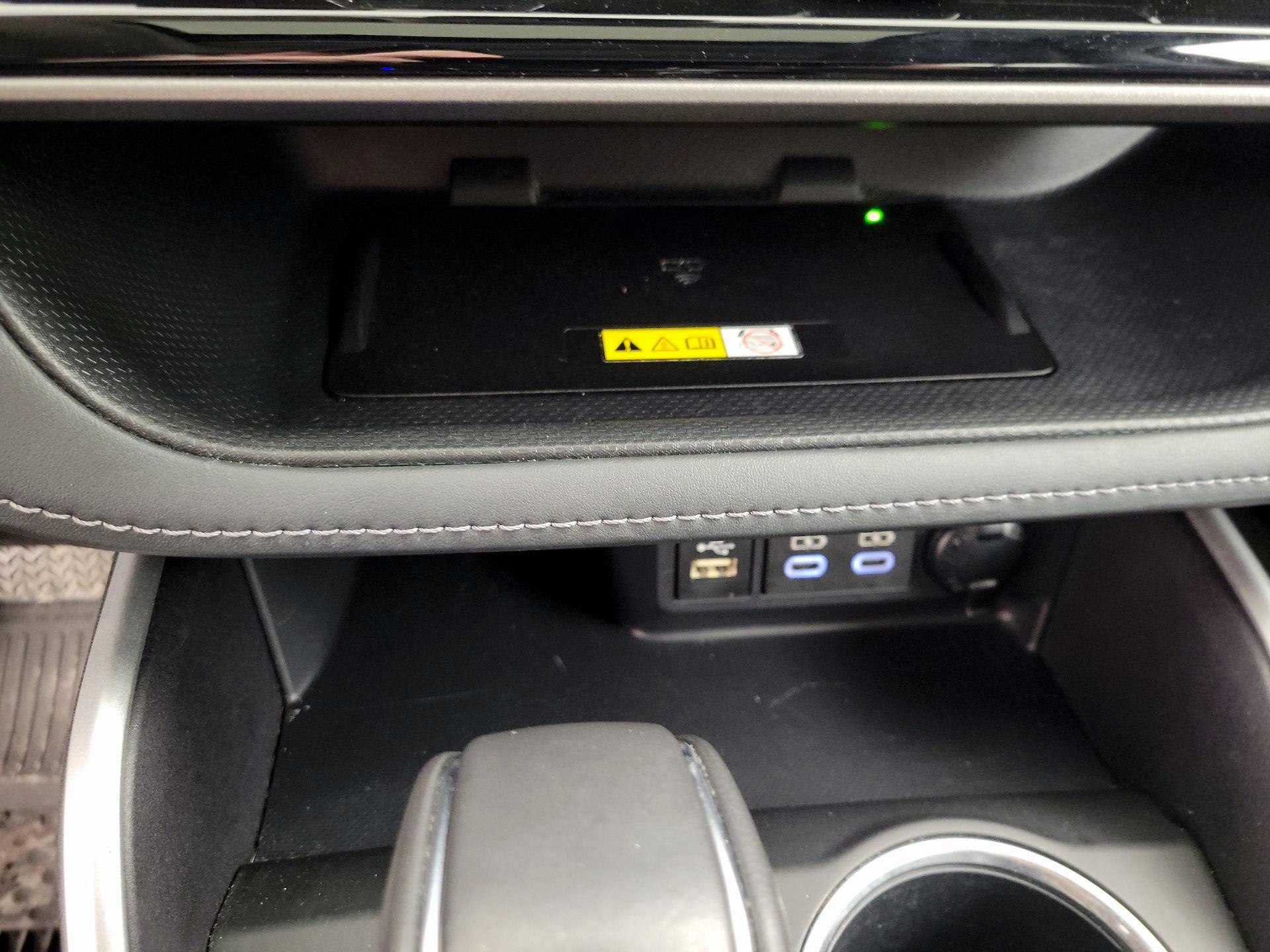 Thumbnail: 2023 Toyota Highlander - 18