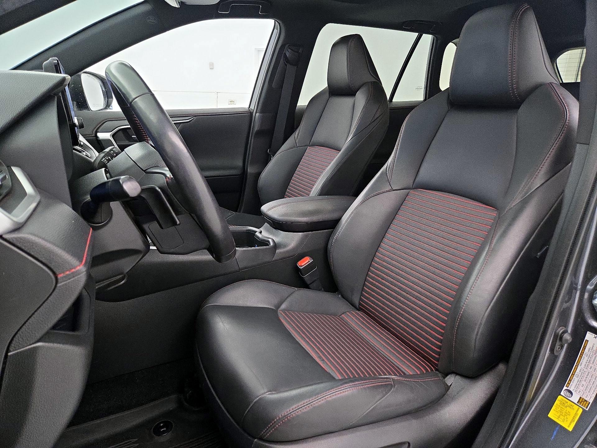 Thumbnail: 2023 Toyota RAV4 - 11