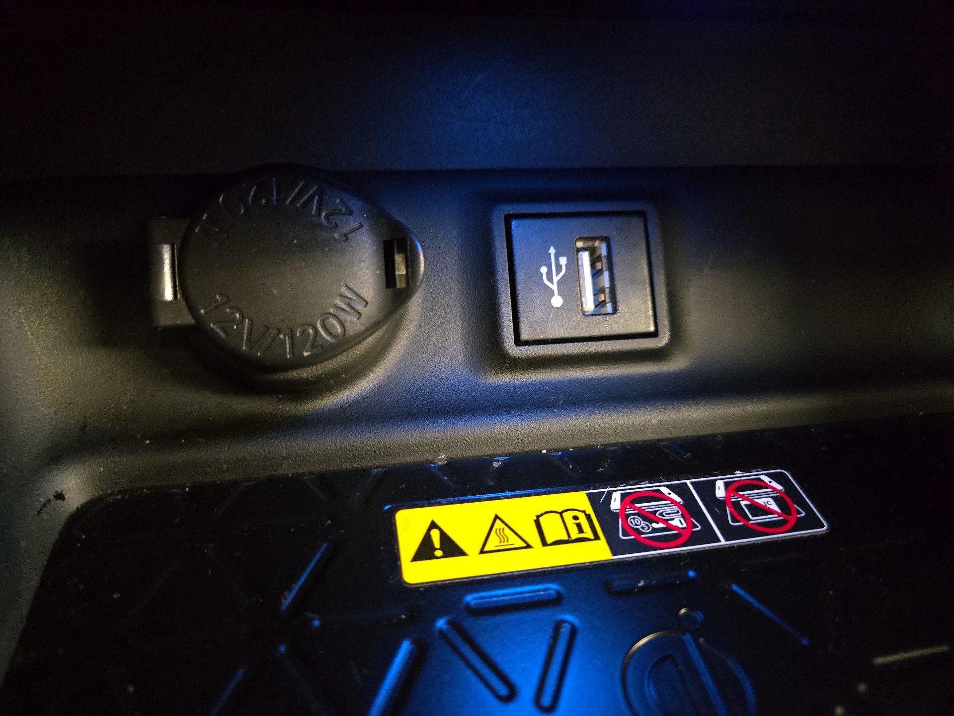 Thumbnail: 2023 Toyota RAV4 - 18