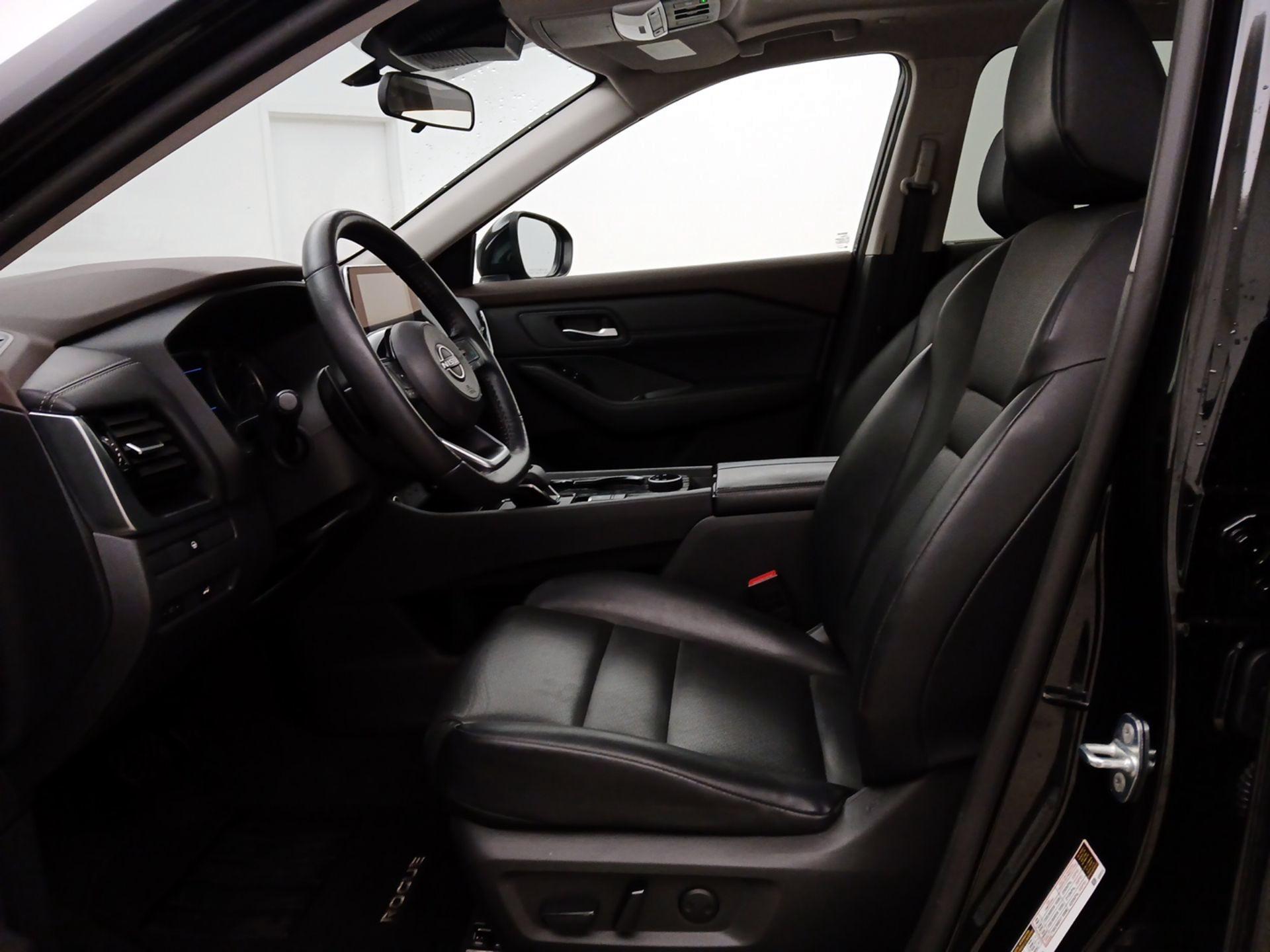 Thumbnail: 2023 Nissan Rogue - 11