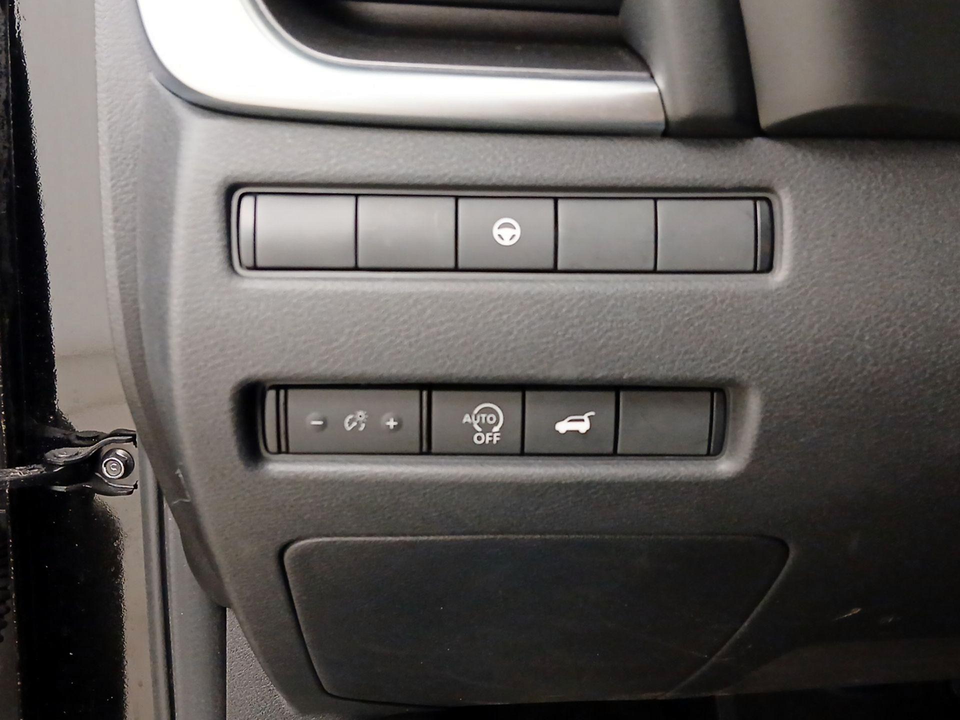 Thumbnail: 2023 Nissan Rogue - 13