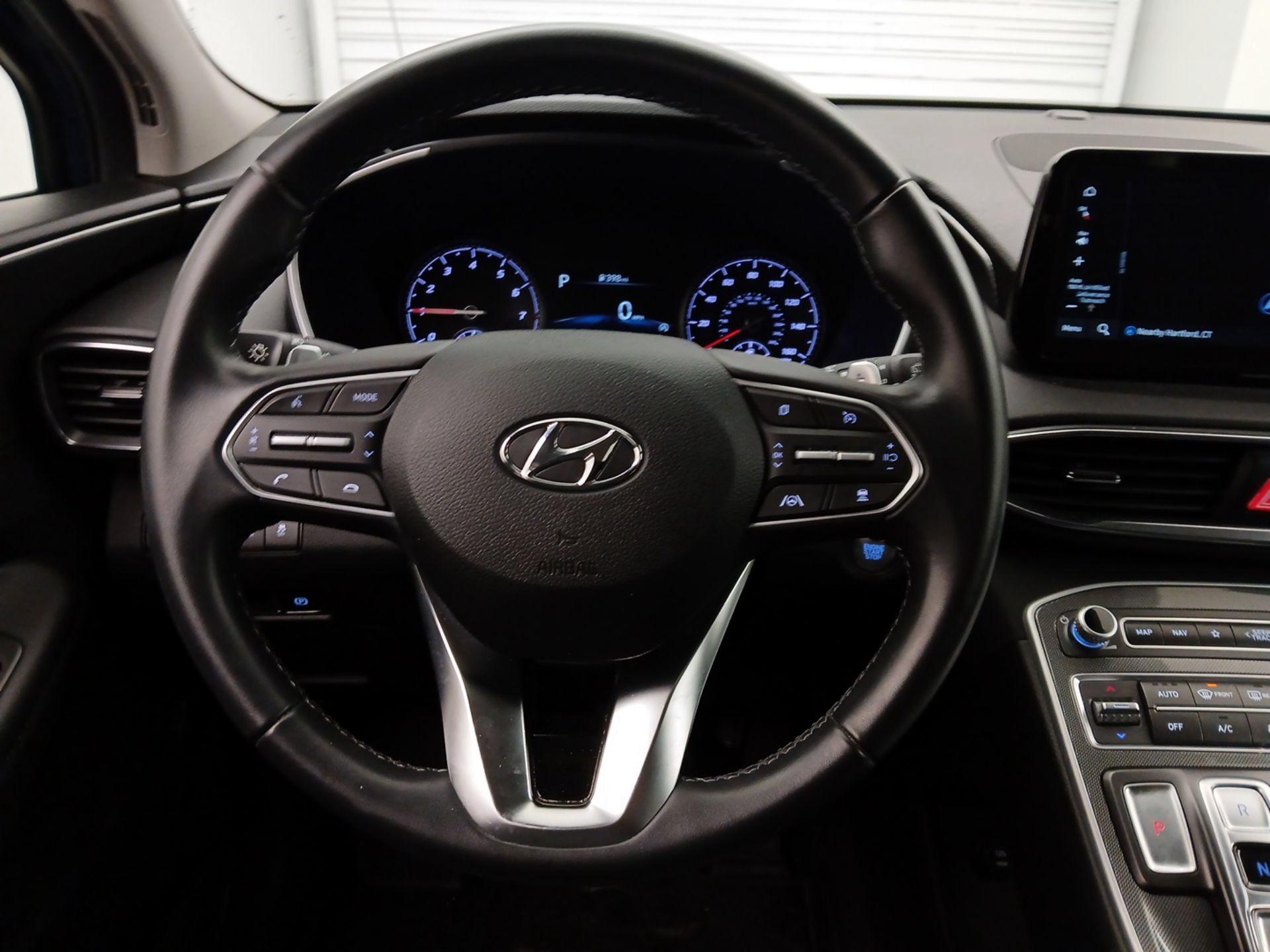 Thumbnail: 2023 Hyundai Santa Fe - 10