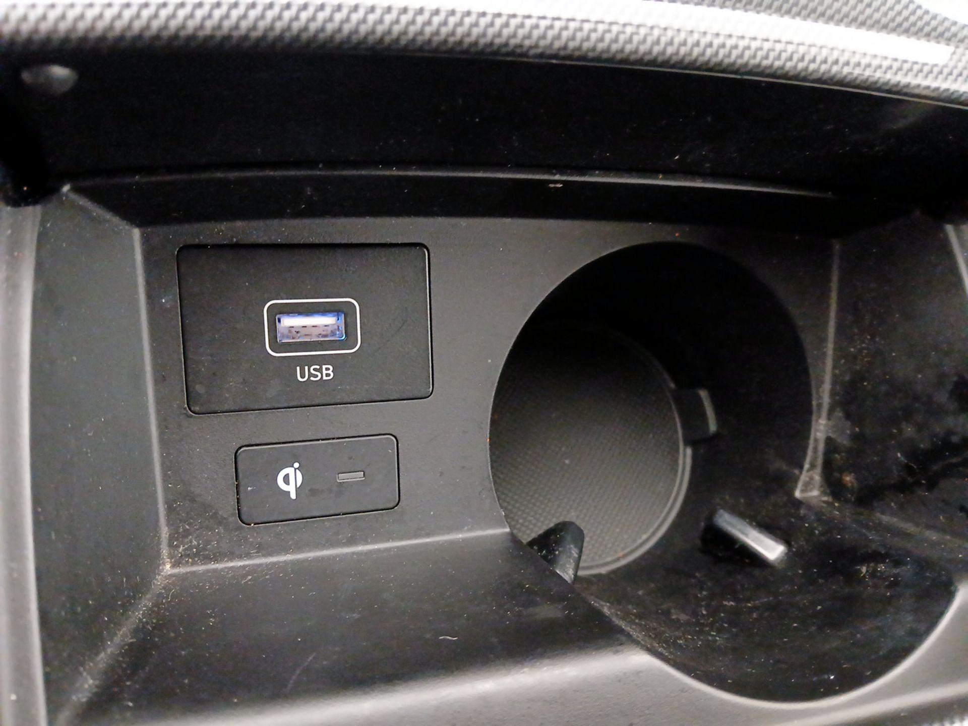 Thumbnail: 2023 Hyundai Santa Fe - 19