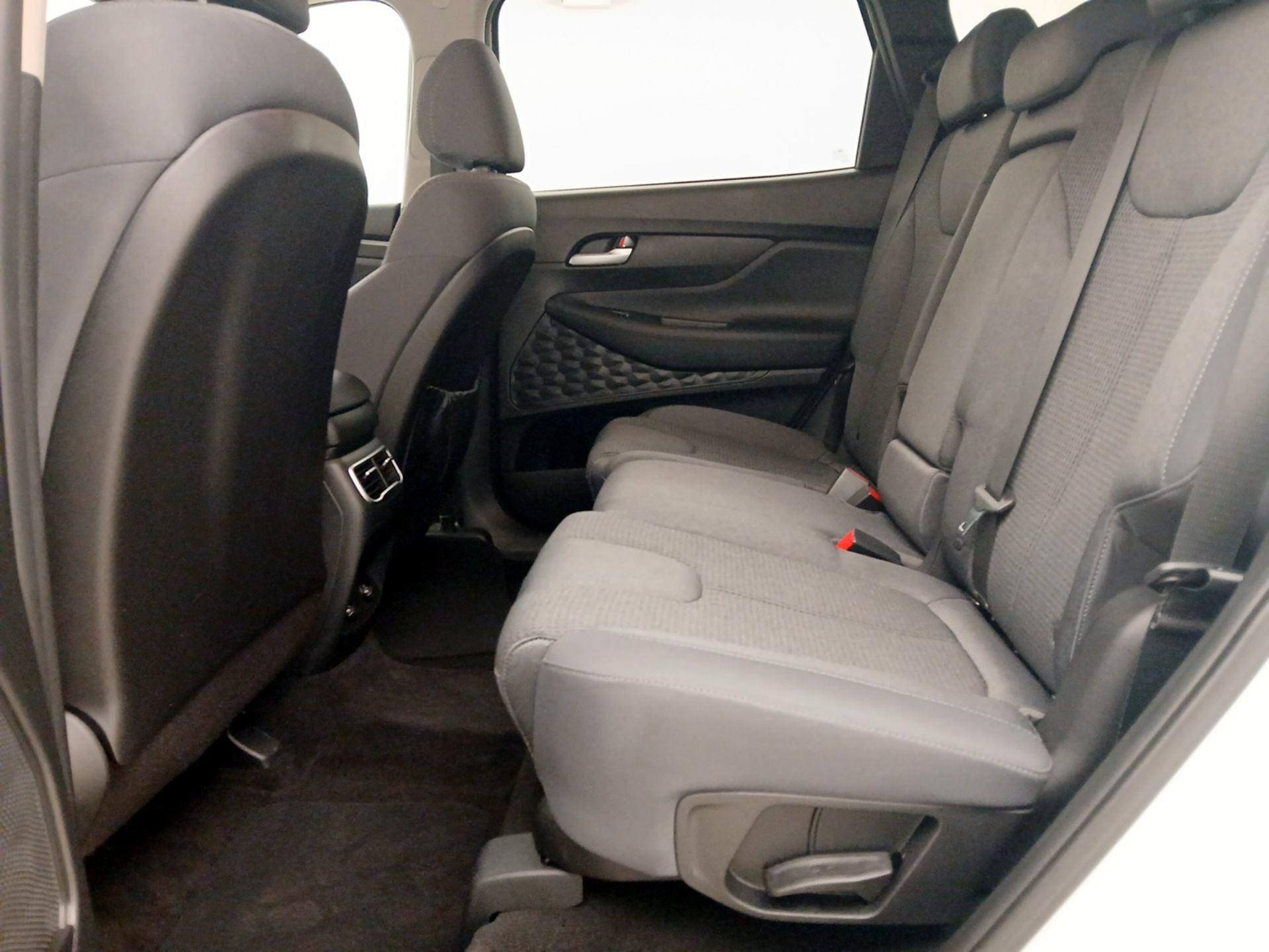 Thumbnail: 2023 Hyundai Santa Fe - 20