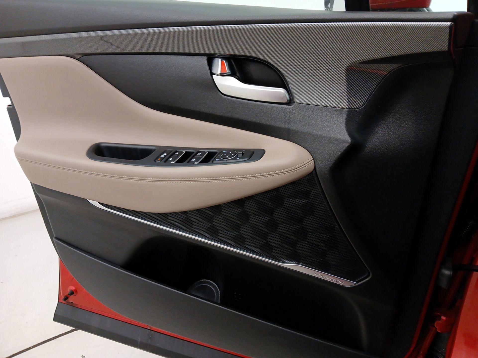 Thumbnail: 2023 Hyundai Santa Fe - 12